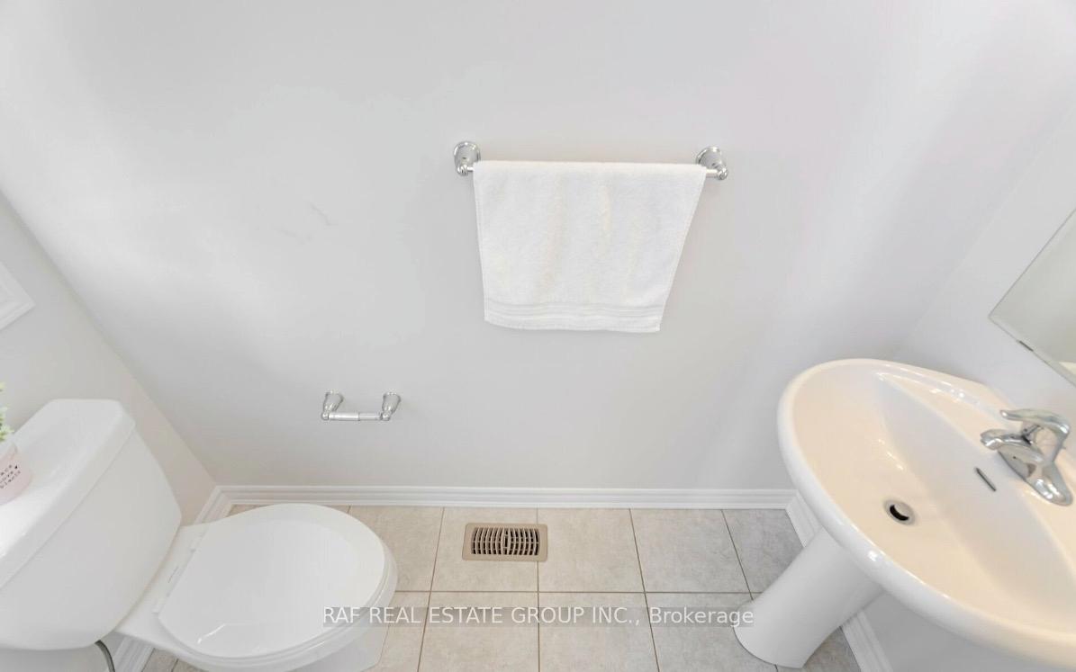 Photo 19 of 308 Shady Glen Crescent, Kitchener, Rosenburg — HOMEH