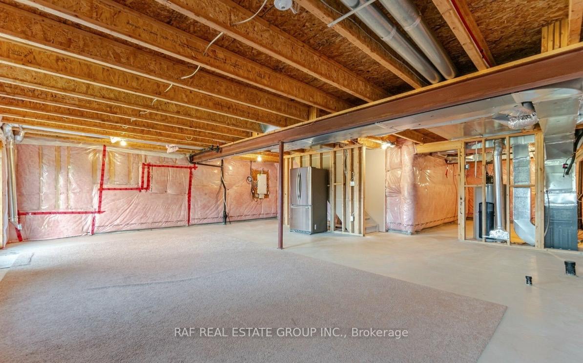 Photo 33 of 308 Shady Glen Crescent, Kitchener, Rosenburg — HOMEH