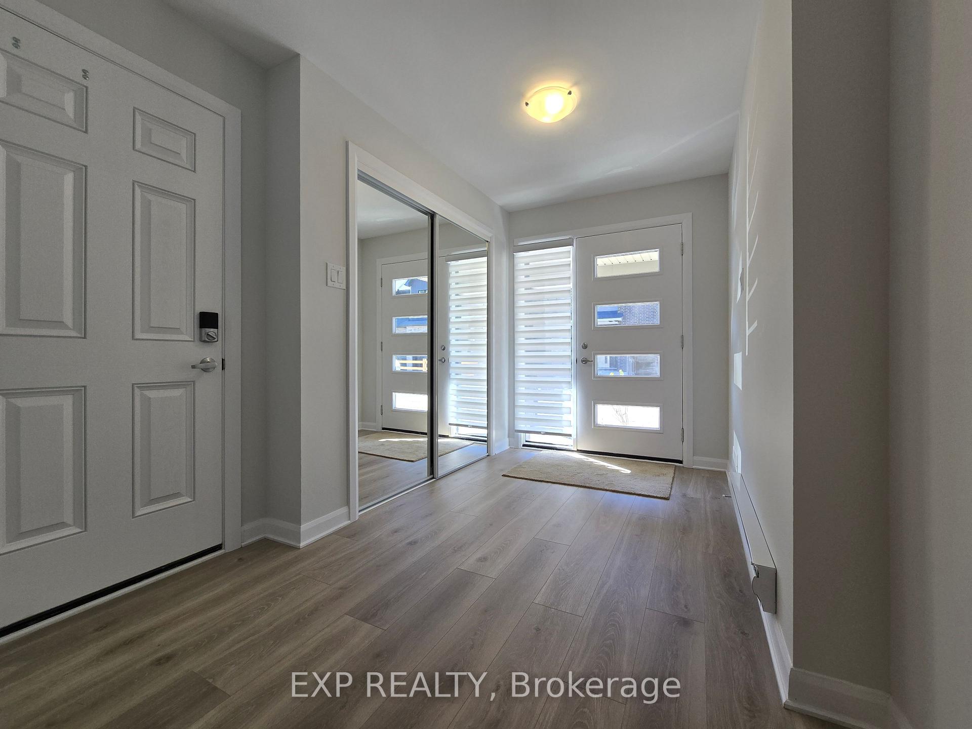 Photo 3 of 306 Clearpath Private, Ottawa, Kanata - Kanata Lakes/Heritage Hills — HOMEH