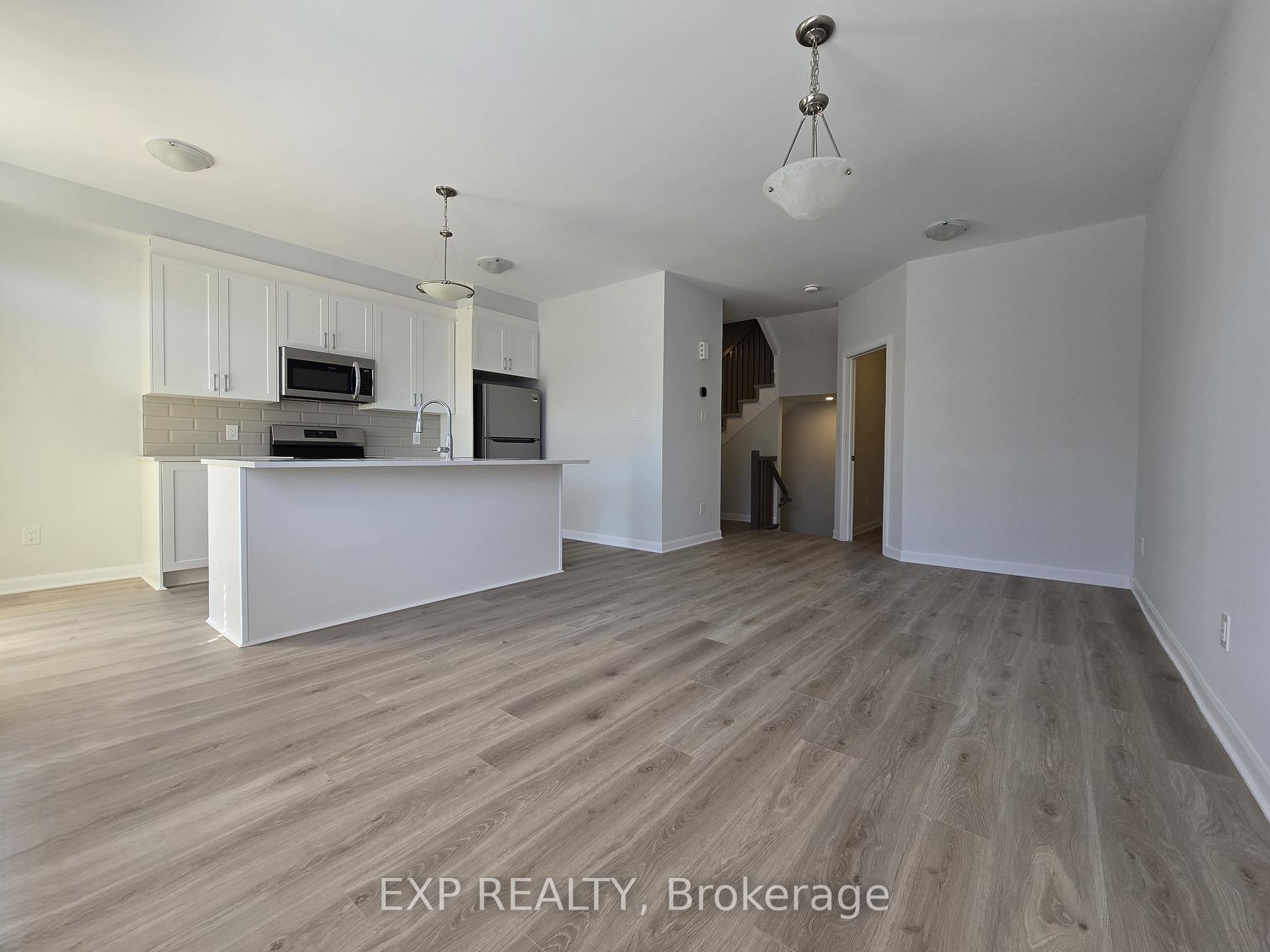 Photo 6 of 306 Clearpath Private, Ottawa, Kanata - Kanata Lakes/Heritage Hills — HOMEH