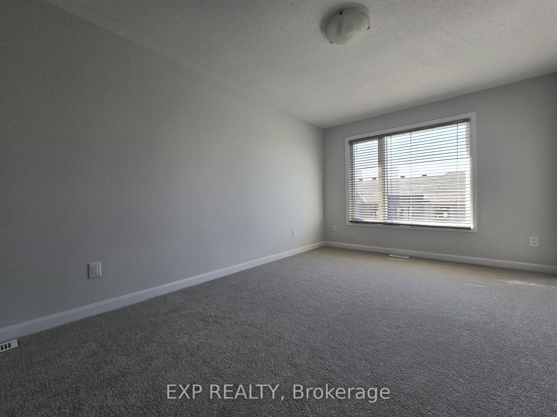 Photo 13 of 306 Clearpath Private, Ottawa, Kanata - Kanata Lakes/Heritage Hills — HOMEH