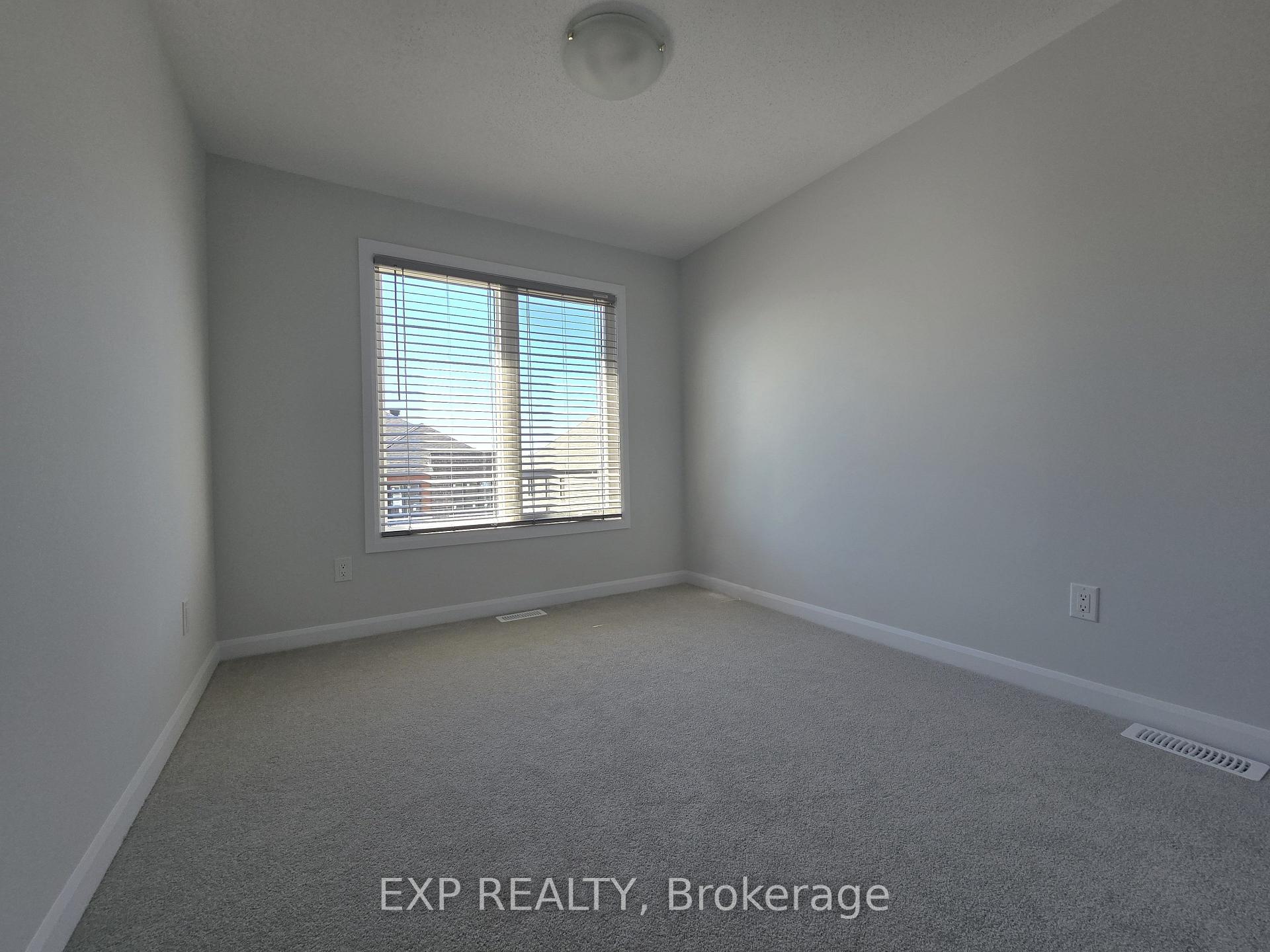 Photo 18 of 306 Clearpath Private, Ottawa, Kanata - Kanata Lakes/Heritage Hills — HOMEH