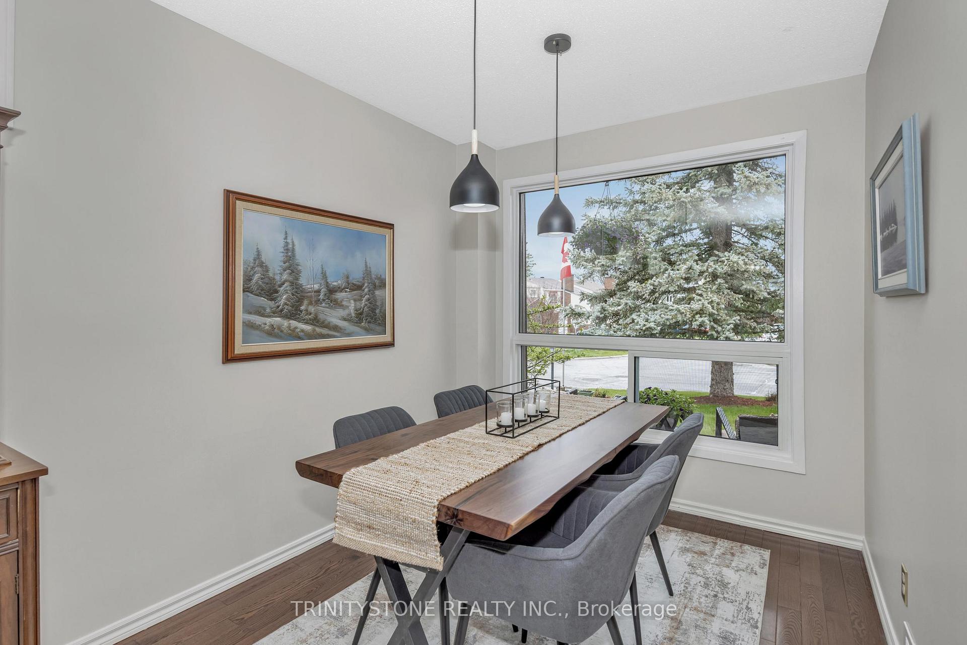 Photo 5 of 59 Stable Way, Ottawa, Kanata - Bridlewood — HOMEH