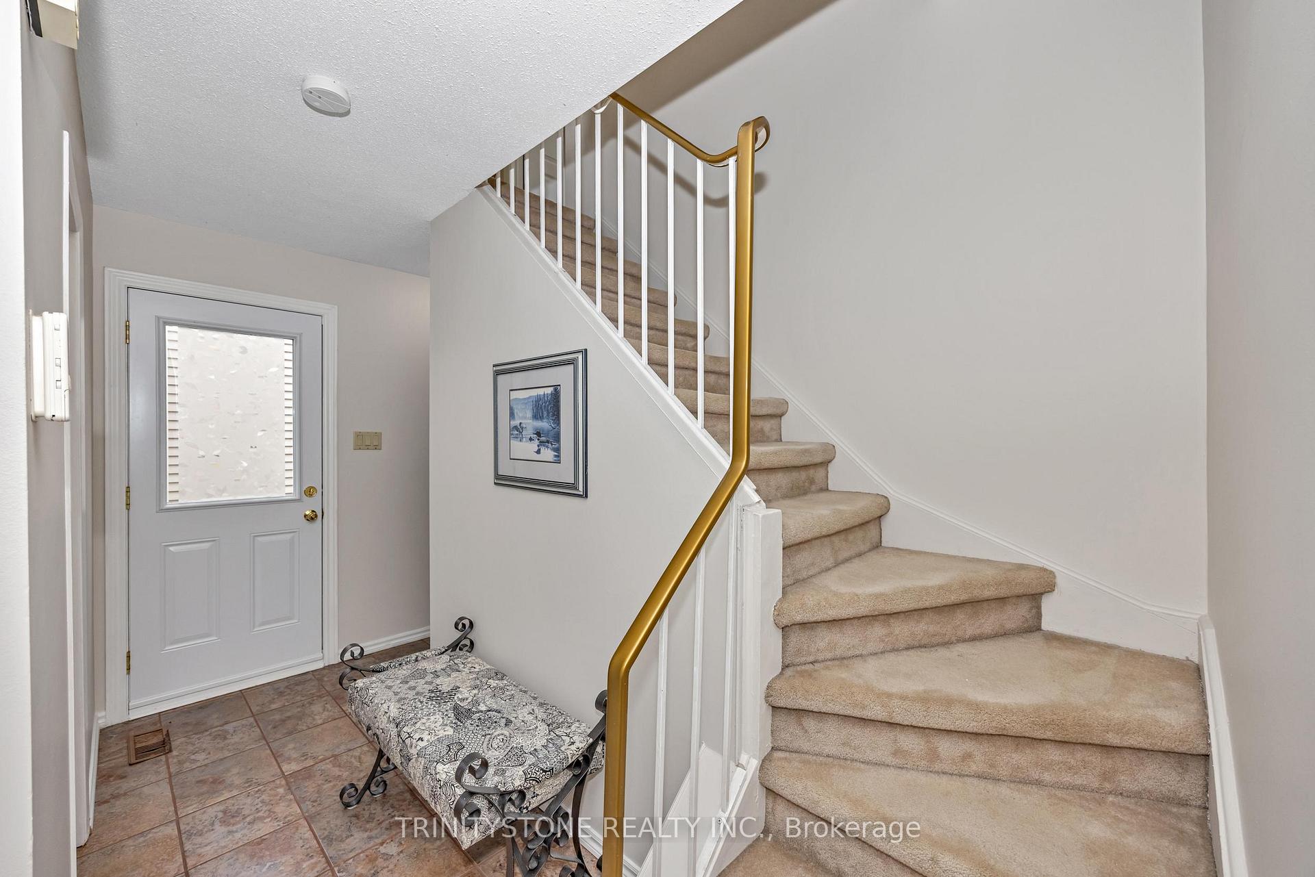 Photo 18 of 59 Stable Way, Ottawa, Kanata - Bridlewood — HOMEH