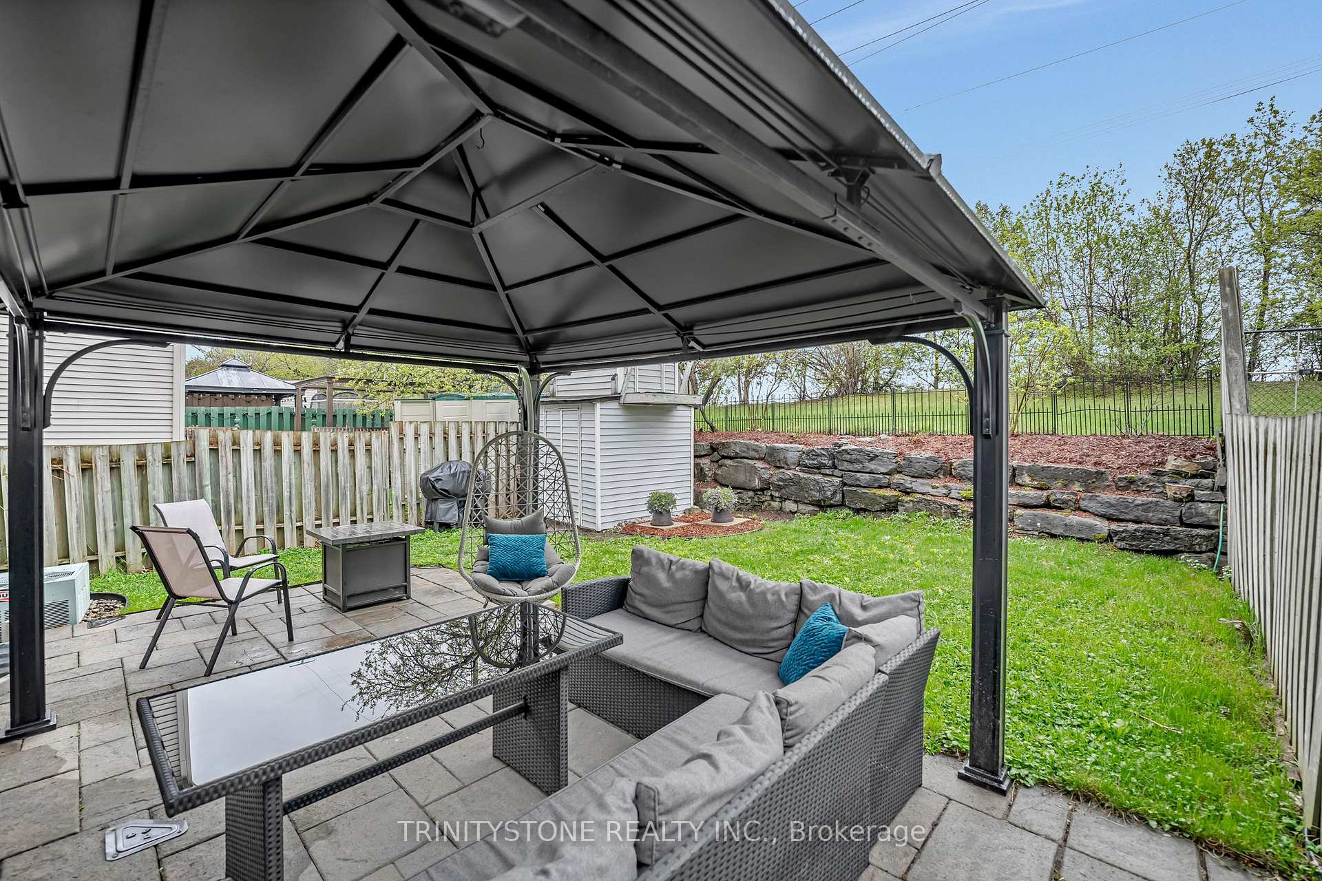 Photo 40 of 59 Stable Way, Ottawa, Kanata - Bridlewood — HOMEH