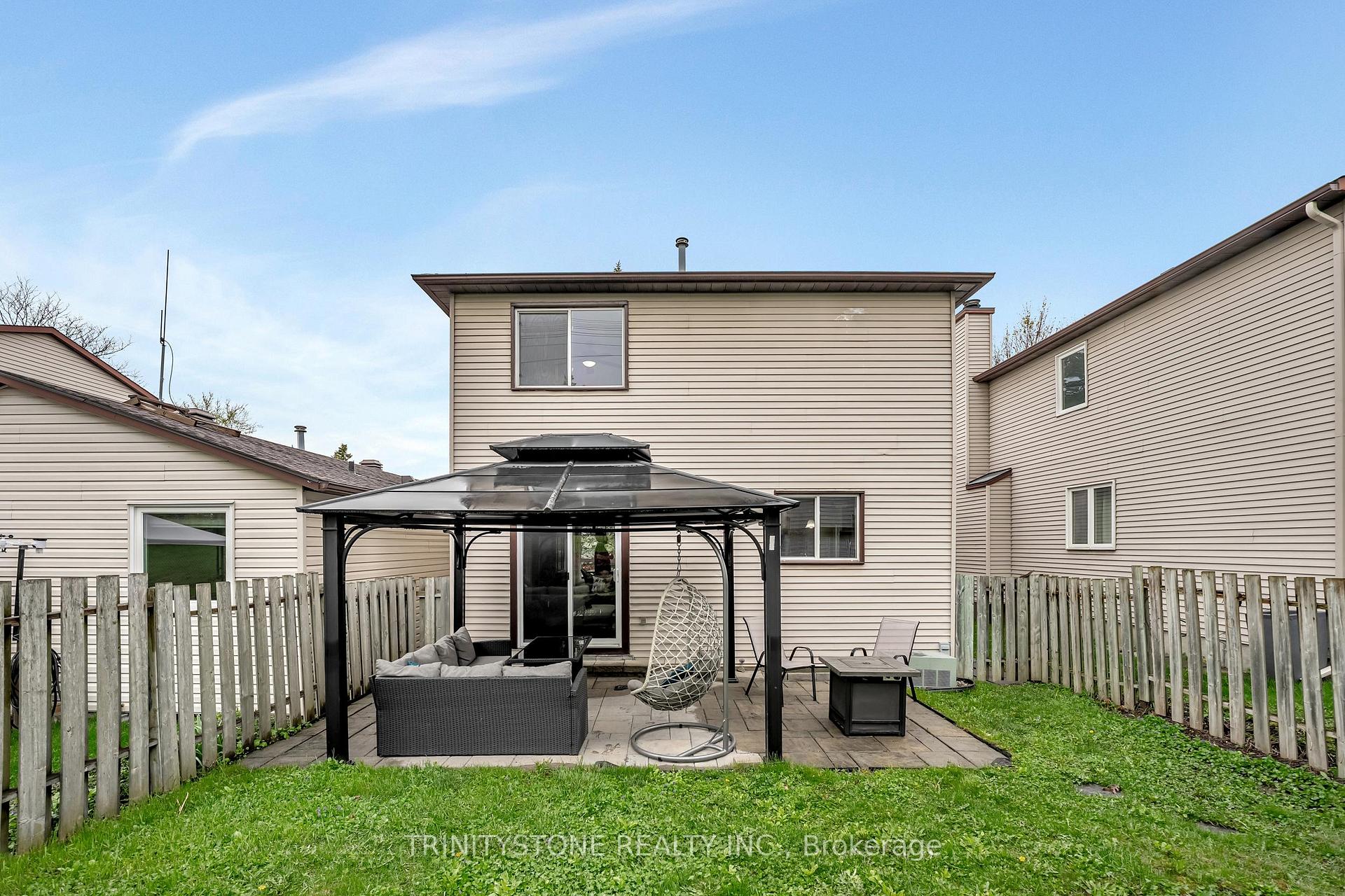 Photo 45 of 59 Stable Way, Ottawa, Kanata - Bridlewood — HOMEH