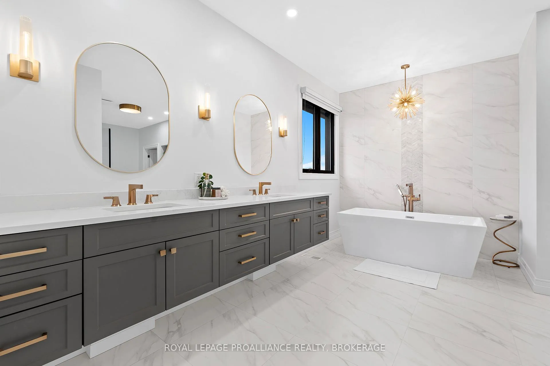 Photo 27 of 832 Windermere Drive, Kingston, City Northwest — HOMEH