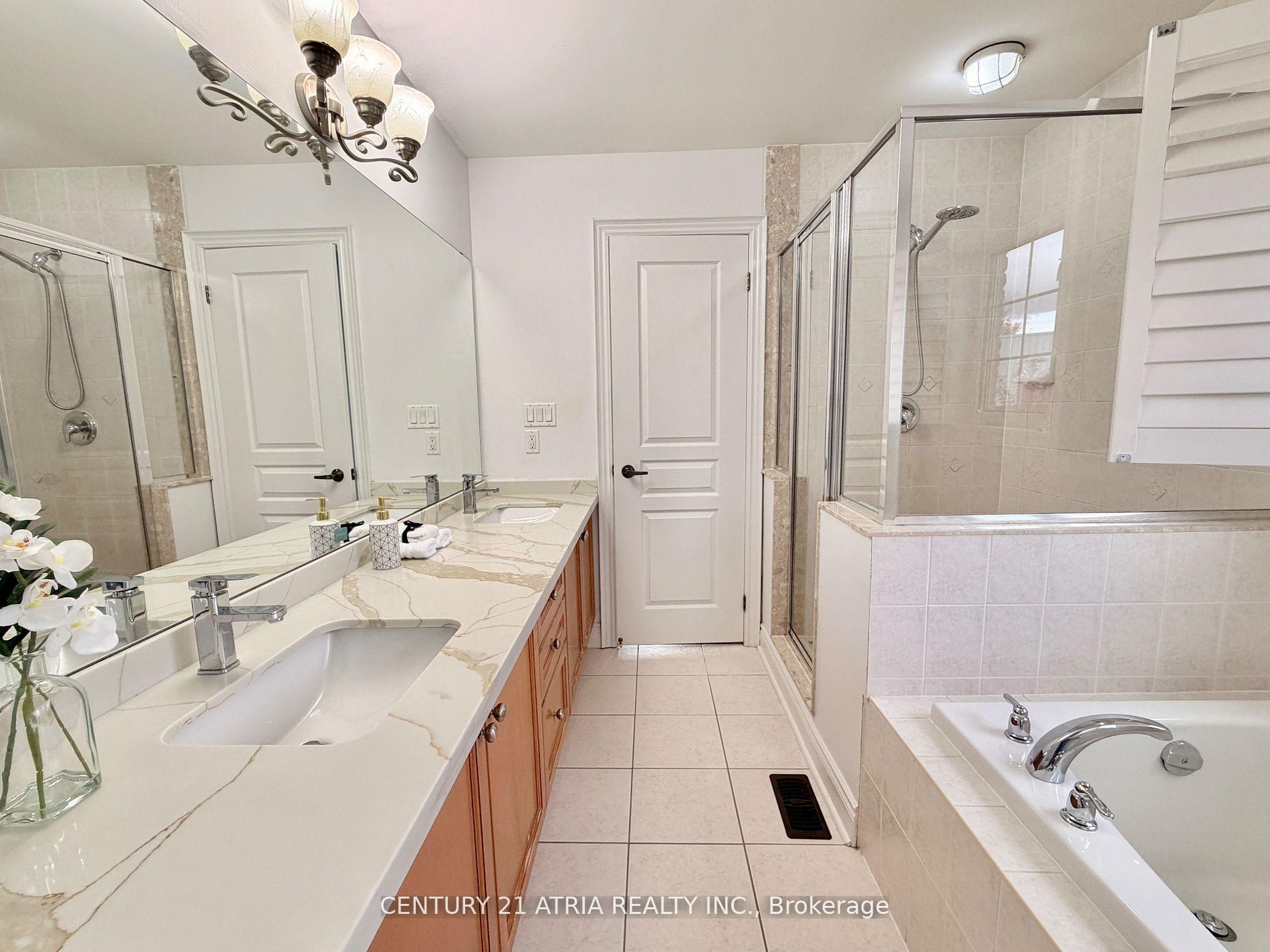 Photo 21 of 14 West Normandy Drive, Markham, Cornell — HOMEH
