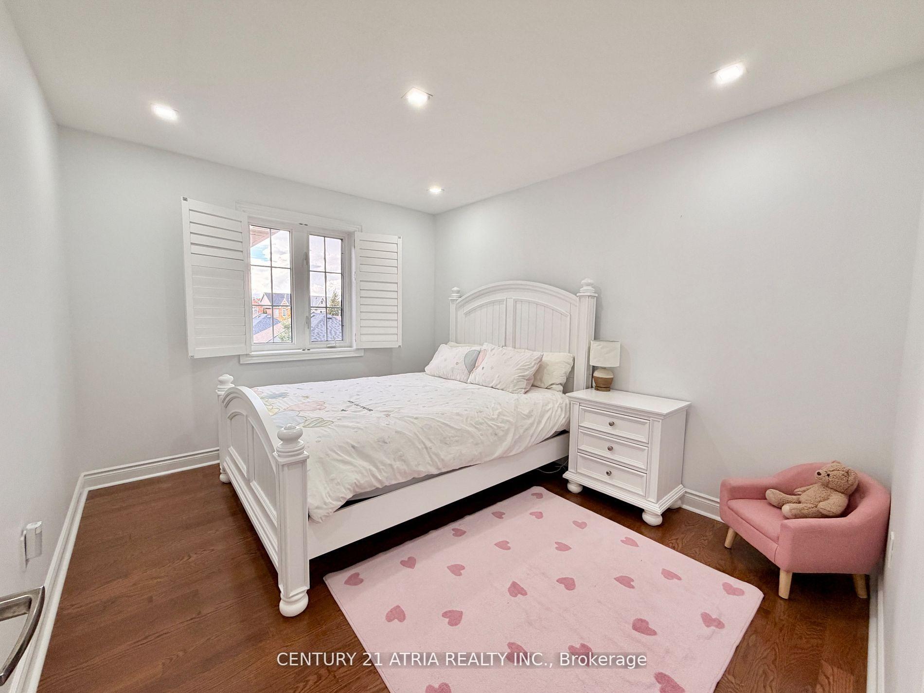 Photo 25 of 14 West Normandy Drive, Markham, Cornell — HOMEH
