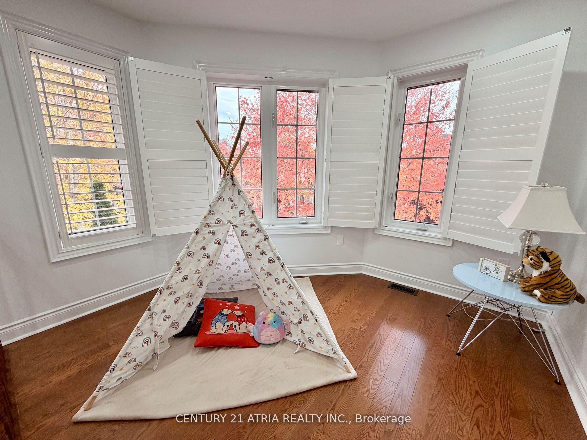Photo 28 of 14 West Normandy Drive, Markham, Cornell — HOMEH