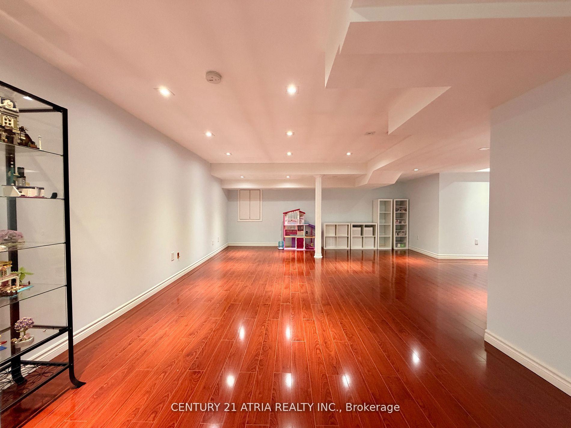 Photo 35 of 14 West Normandy Drive, Markham, Cornell — HOMEH