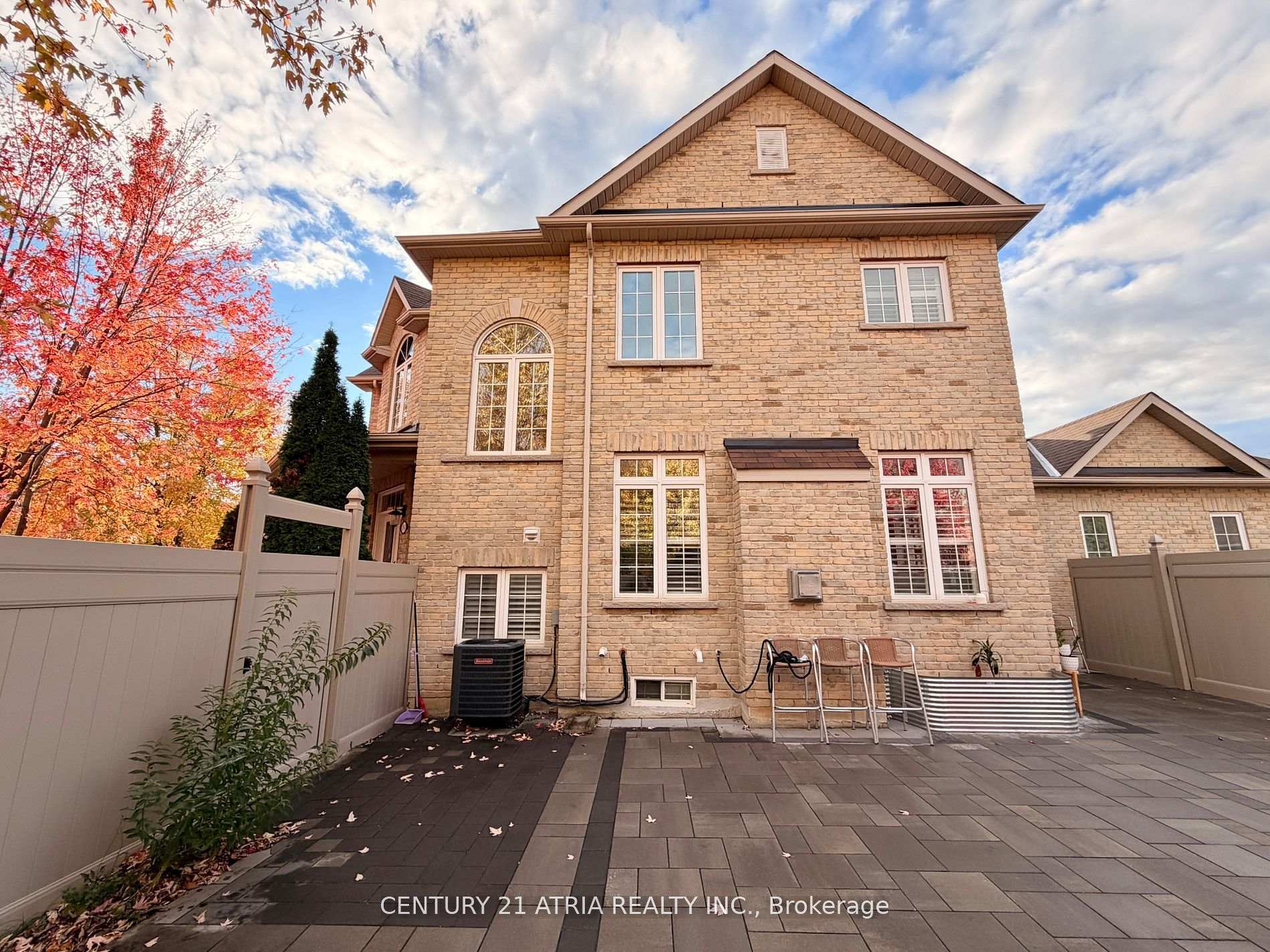 Photo 39 of 14 West Normandy Drive, Markham, Cornell — HOMEH