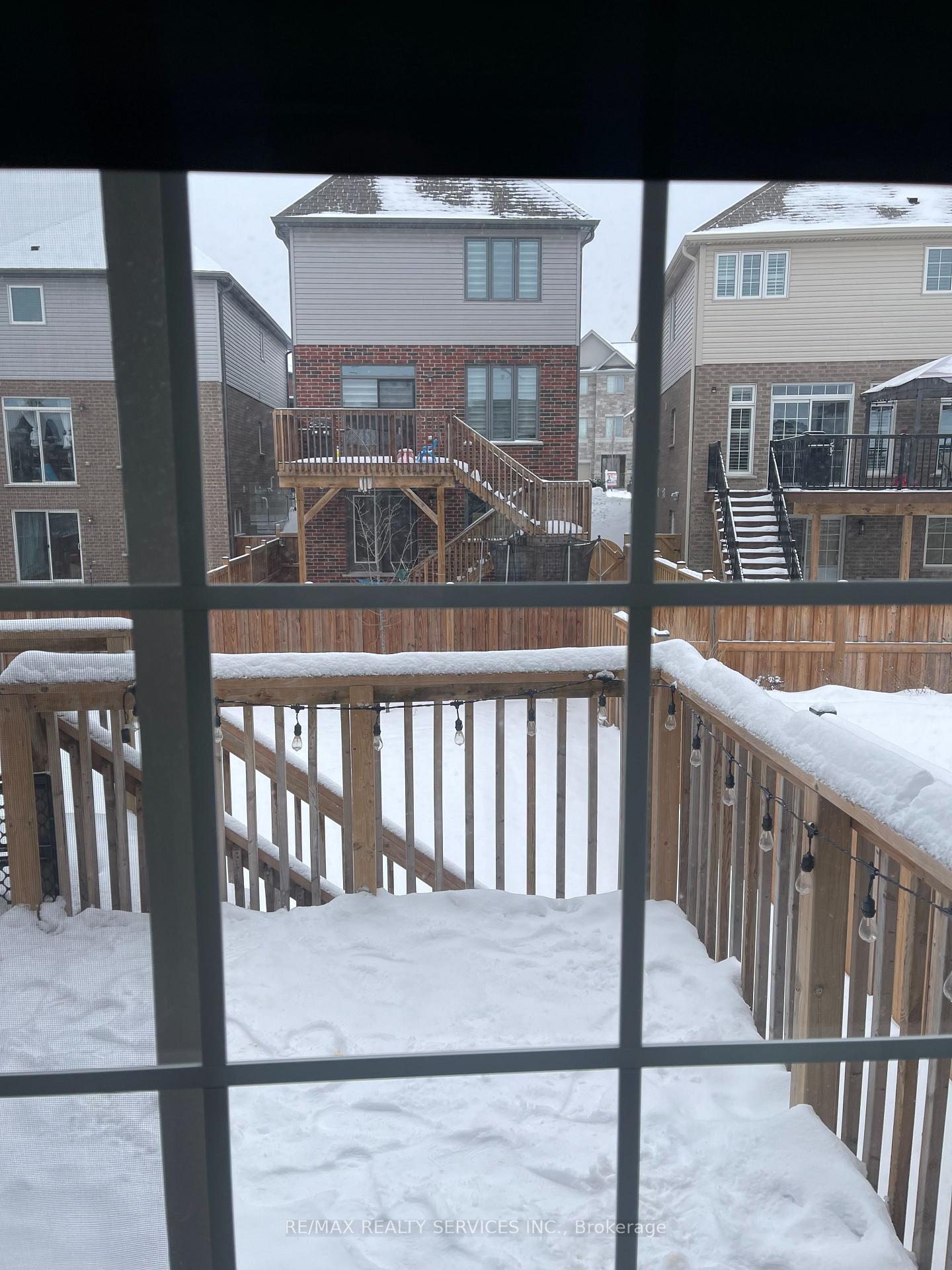 Photo 4 of 39 Ridgemount Street, Kitchener — HOMEH