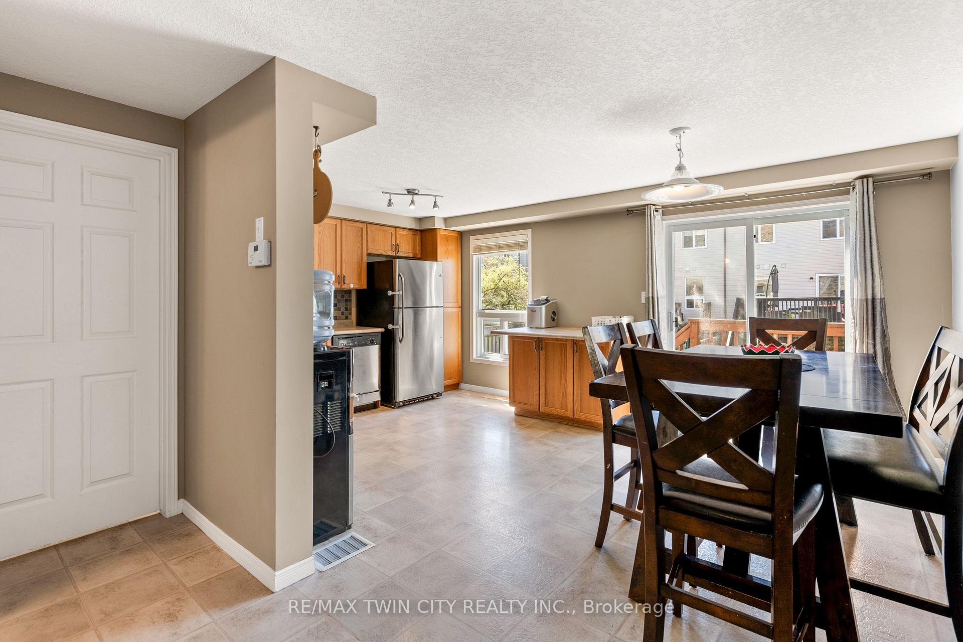 Photo 7 of 61 Madeleine Street, Kitchener — HOMEH