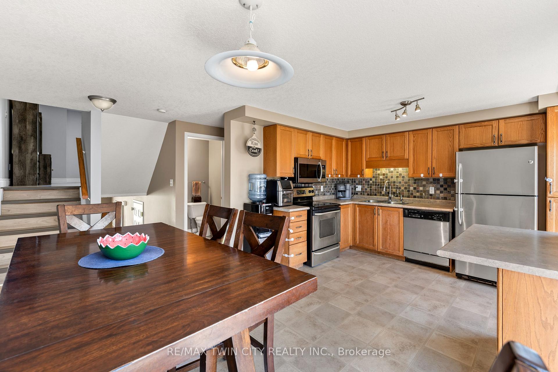 Photo 9 of 61 Madeleine Street, Kitchener — HOMEH