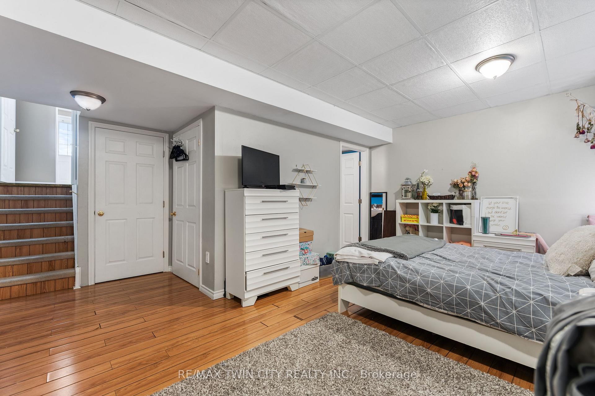 Photo 26 of 61 Madeleine Street, Kitchener — HOMEH