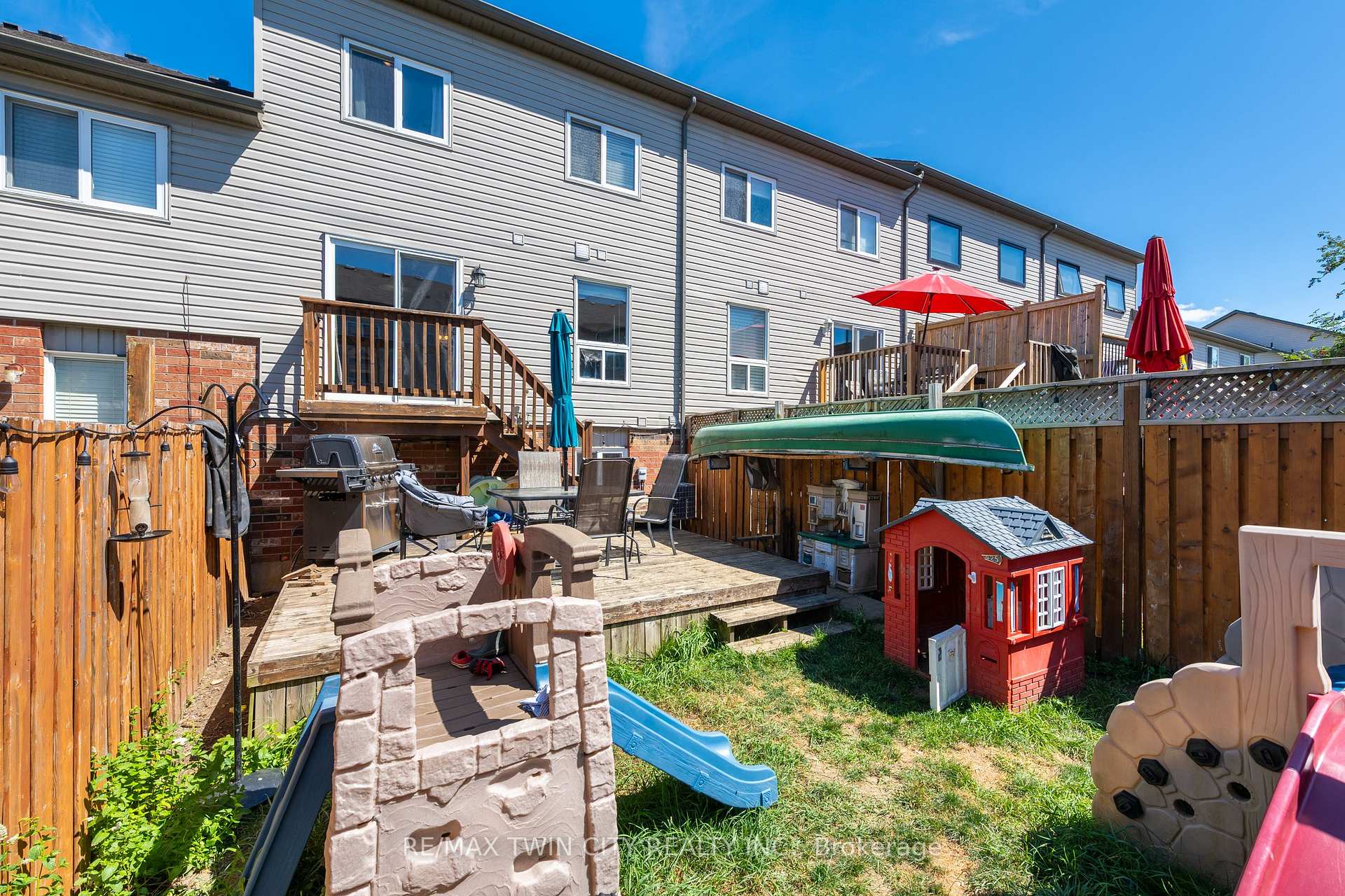 Photo 31 of 61 Madeleine Street, Kitchener — HOMEH