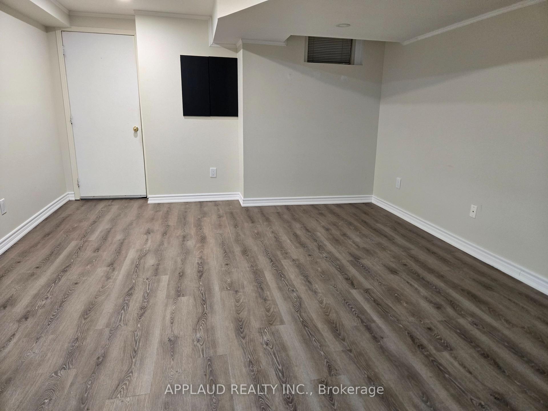 Photo 14 of 27 Bur Oak Avenue, Markham, Berczy — HOMEH