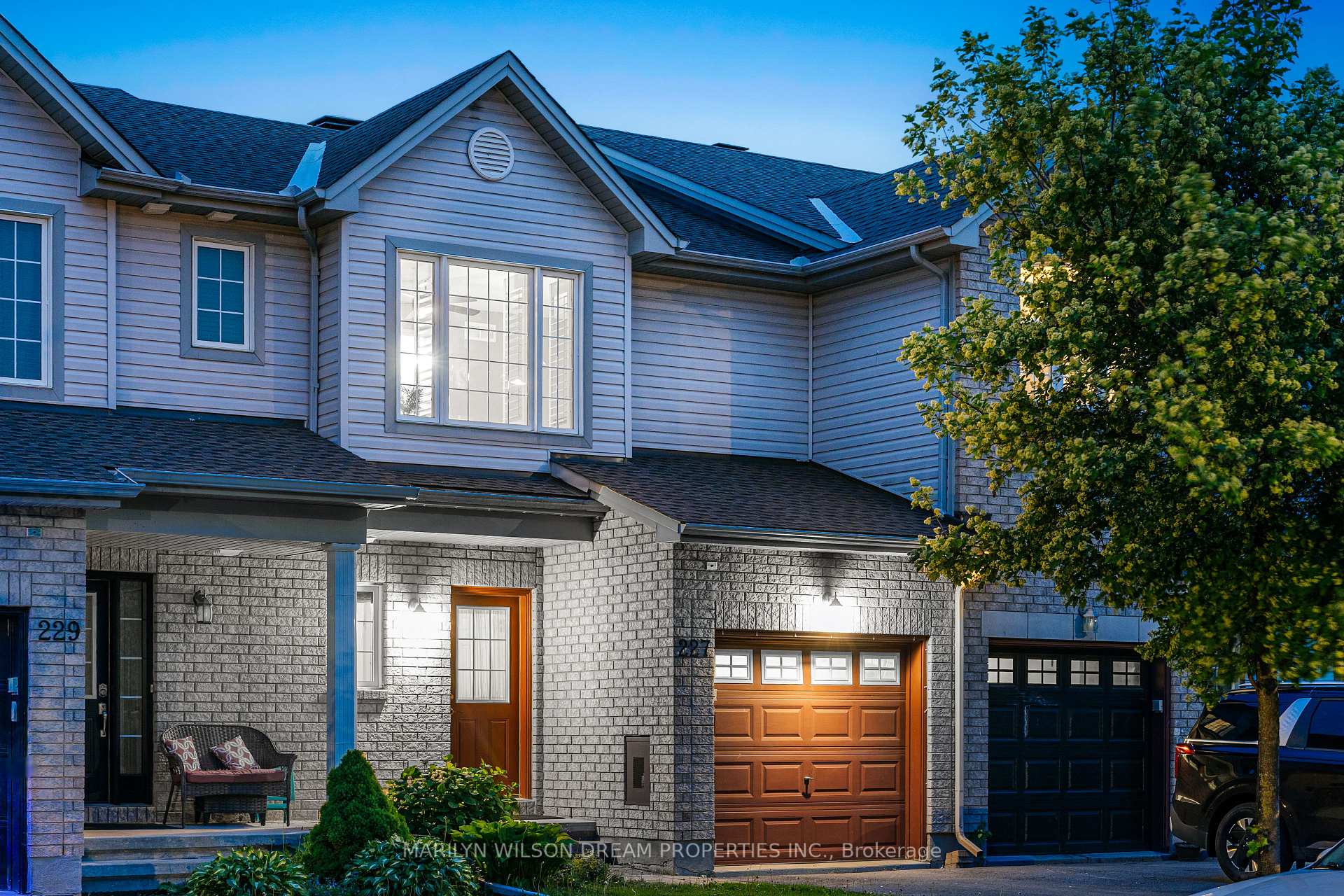 Photo 2 of 227 Opus Street, Ottawa, Kanata - Emerald Meadows/Trailwest — HOMEH