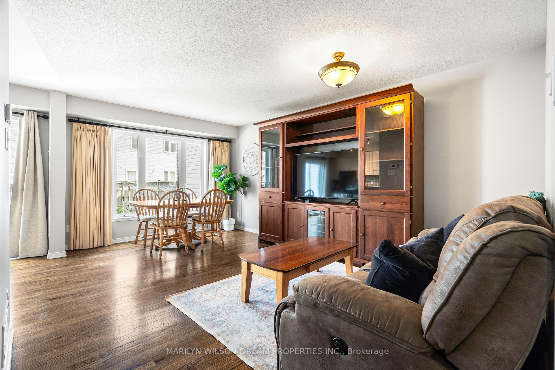 Photo 5 of 227 Opus Street, Ottawa, Kanata - Emerald Meadows/Trailwest — HOMEH
