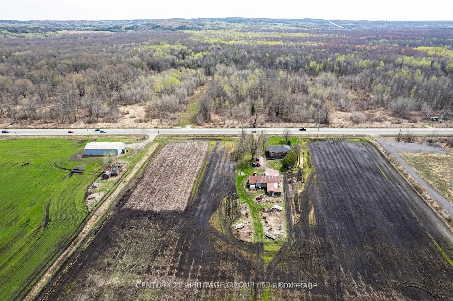 Photo 11 of 3194 County Road 89, Innisfil, Rural Innisfil — HOMEH