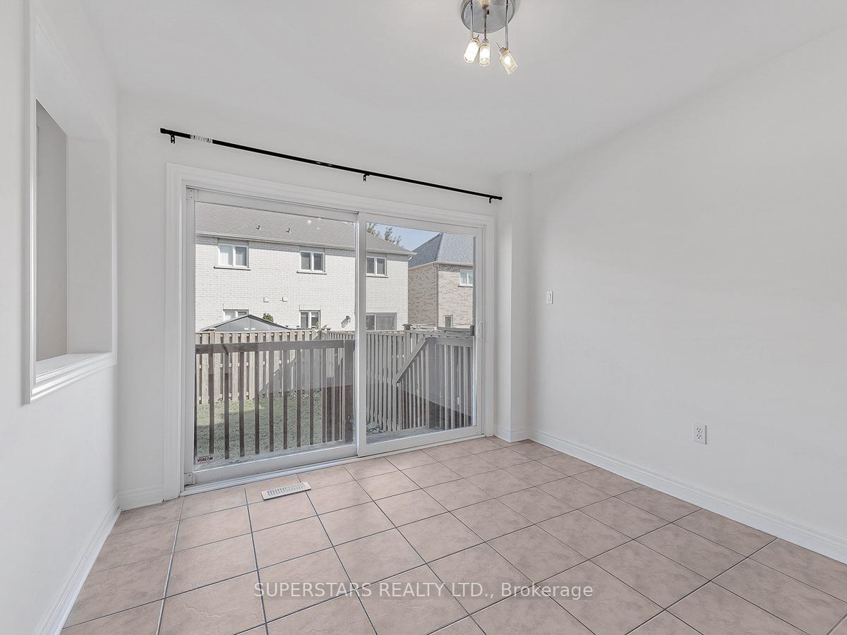 Photo 9 of 43 Cathmar Drive, Markham, Greensborough — HOMEH