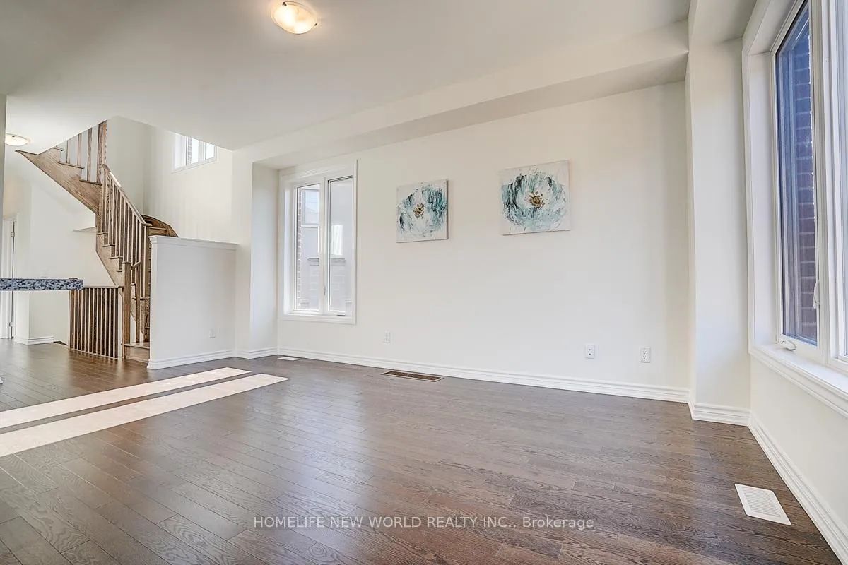 Photo 9 of 4 Freeman Williams Street, Markham, Angus Glen — HOMEH