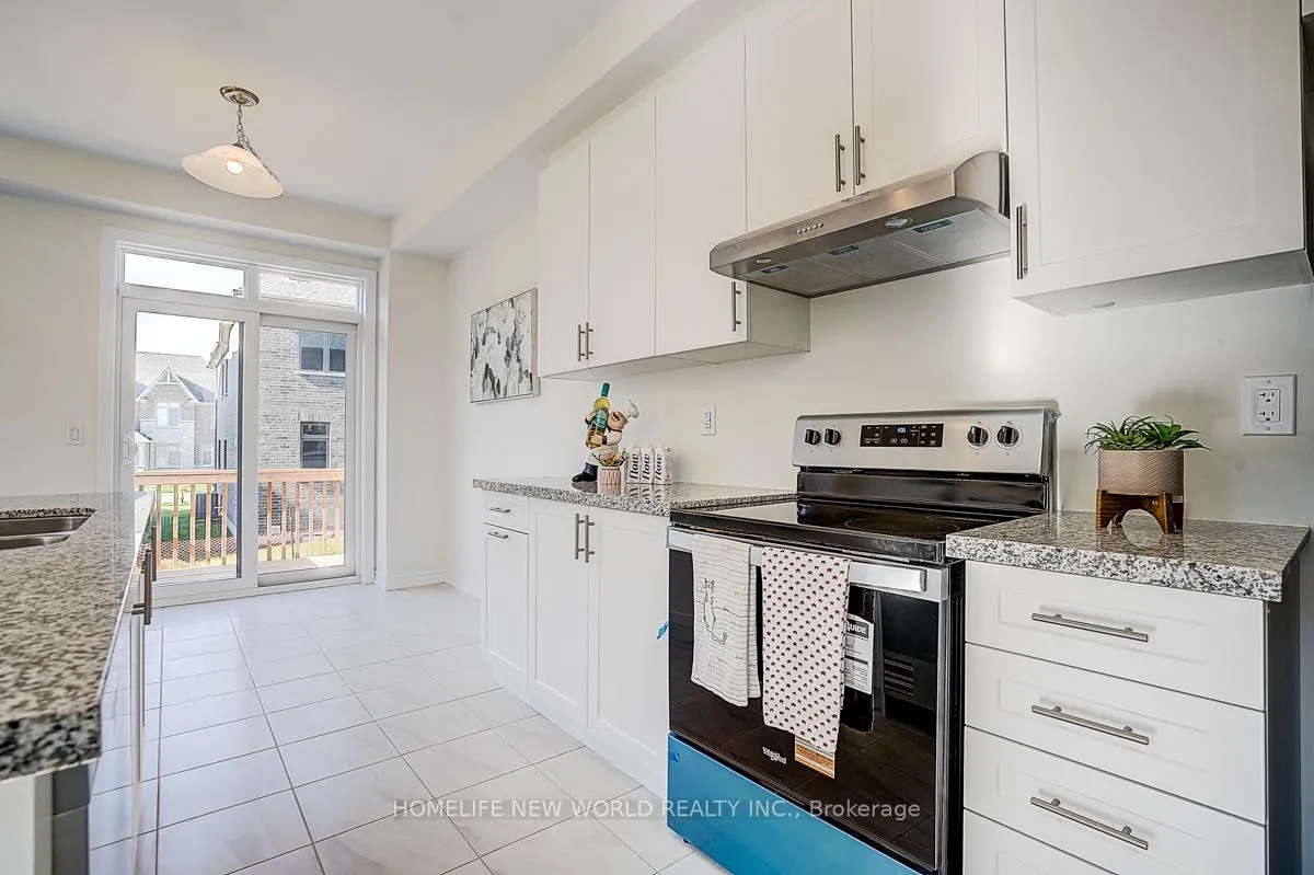 Photo 15 of 4 Freeman Williams Street, Markham, Angus Glen — HOMEH