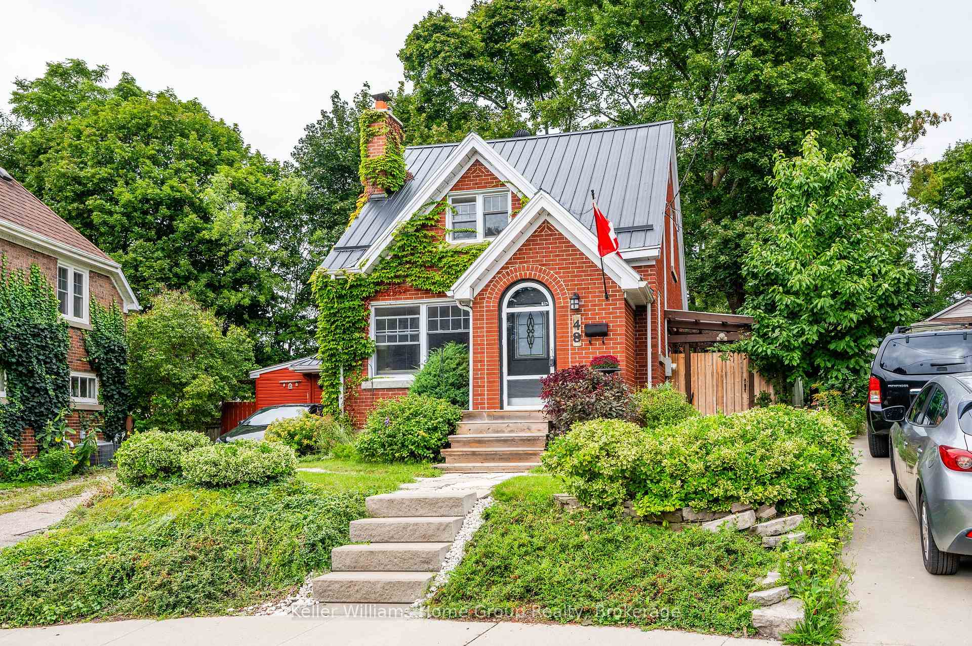 Photo 2 of 48 Dane Street, Kitchener — HOMEH