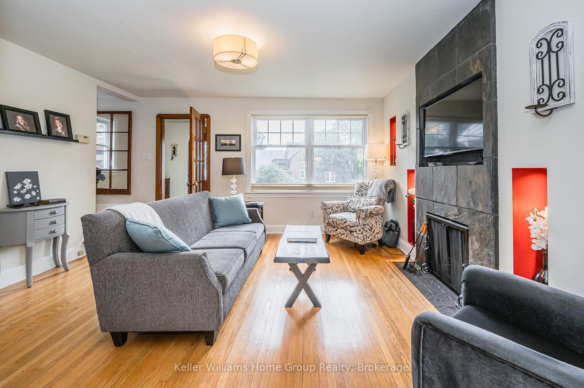 Photo 8 of 48 Dane Street, Kitchener — HOMEH