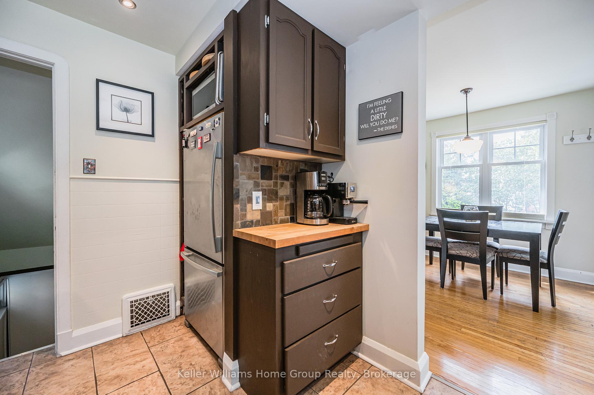 Photo 15 of 48 Dane Street, Kitchener — HOMEH