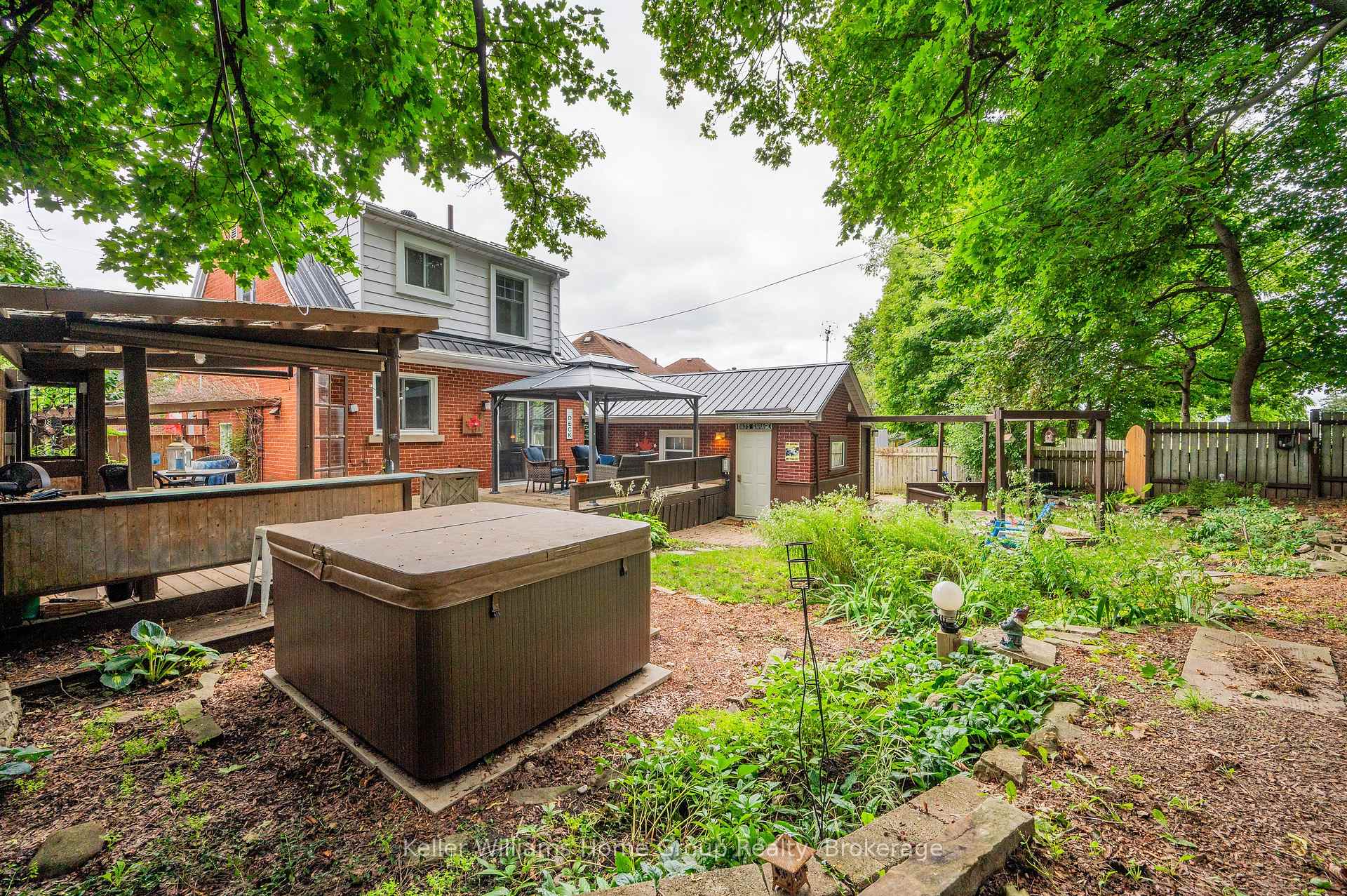 Photo 32 of 48 Dane Street, Kitchener — HOMEH