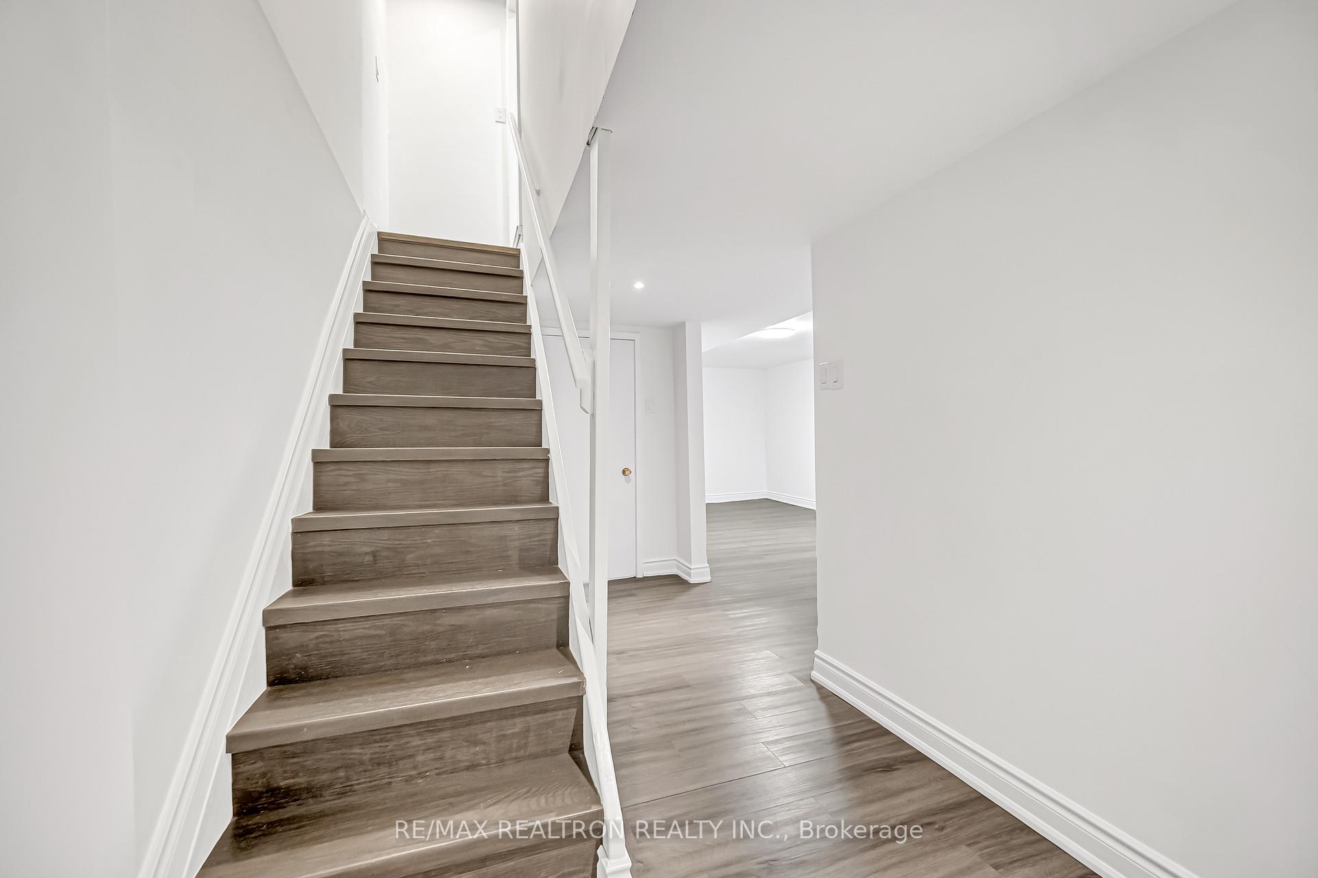 Photo 26 of 33 Chichester Road, Markham, Milliken Mills East — HOMEH