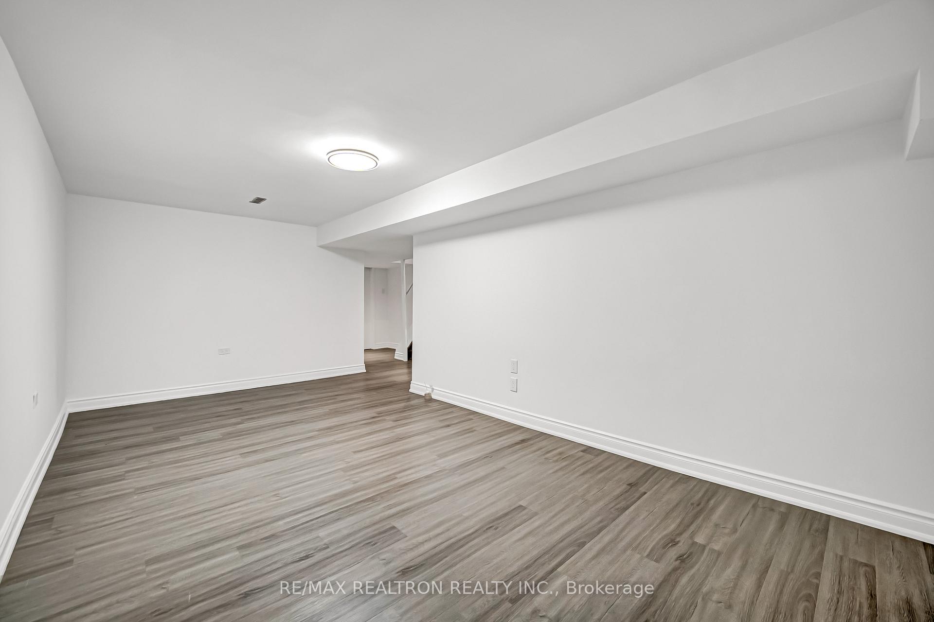Photo 27 of 33 Chichester Road, Markham, Milliken Mills East — HOMEH