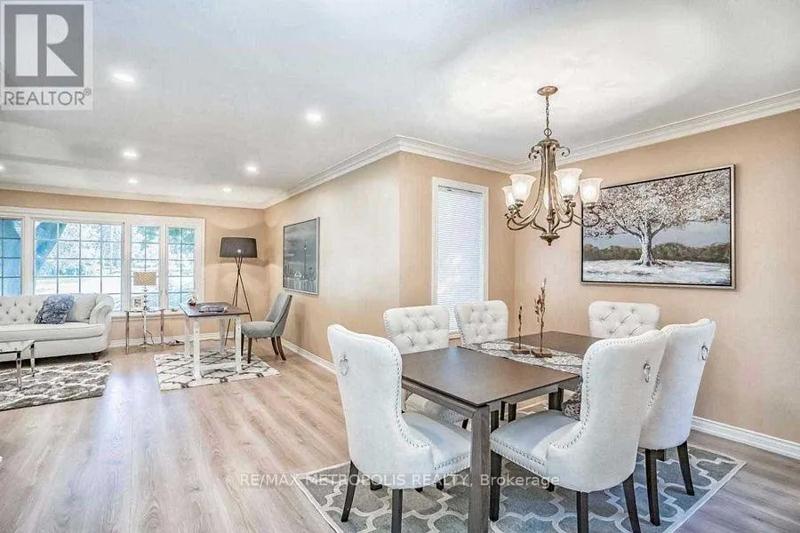 Photo 10 of 14 Strathroy Crescent, Markham, Markham Village — HOMEH