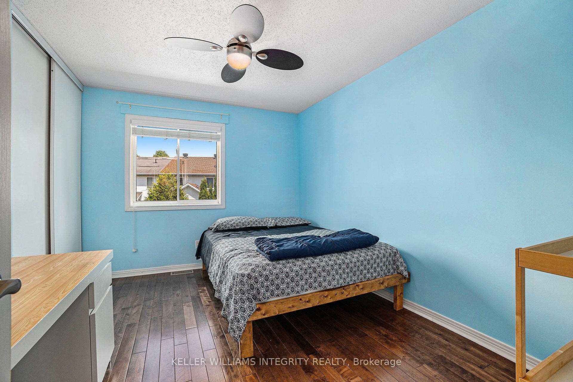 Photo 12 of 41 Milner Downs Crescent, Ottawa, Kanata - Emerald Meadows/Trailwest — HOMEH