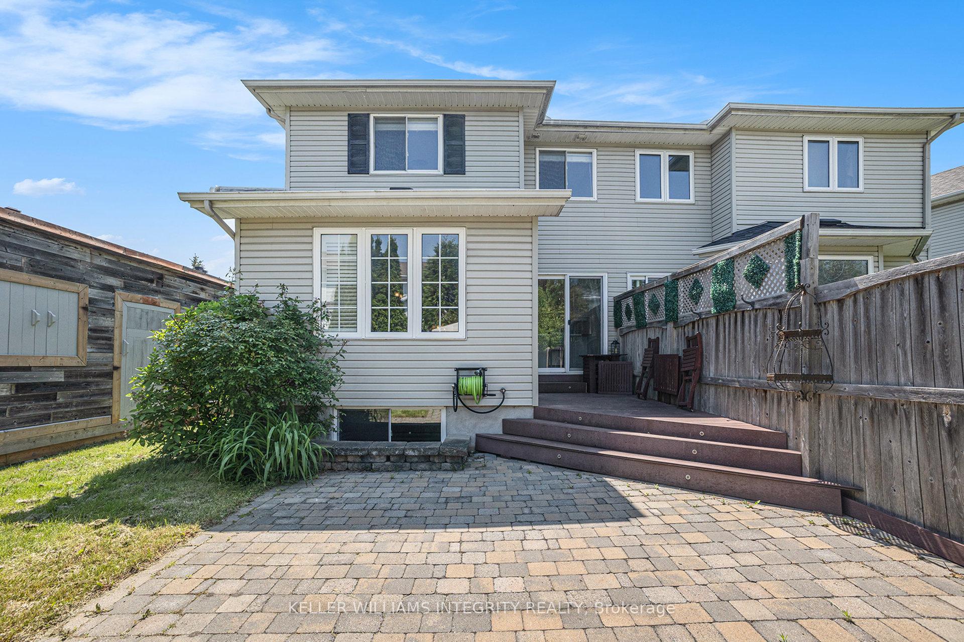 Photo 21 of 41 Milner Downs Crescent, Ottawa, Kanata - Emerald Meadows/Trailwest — HOMEH