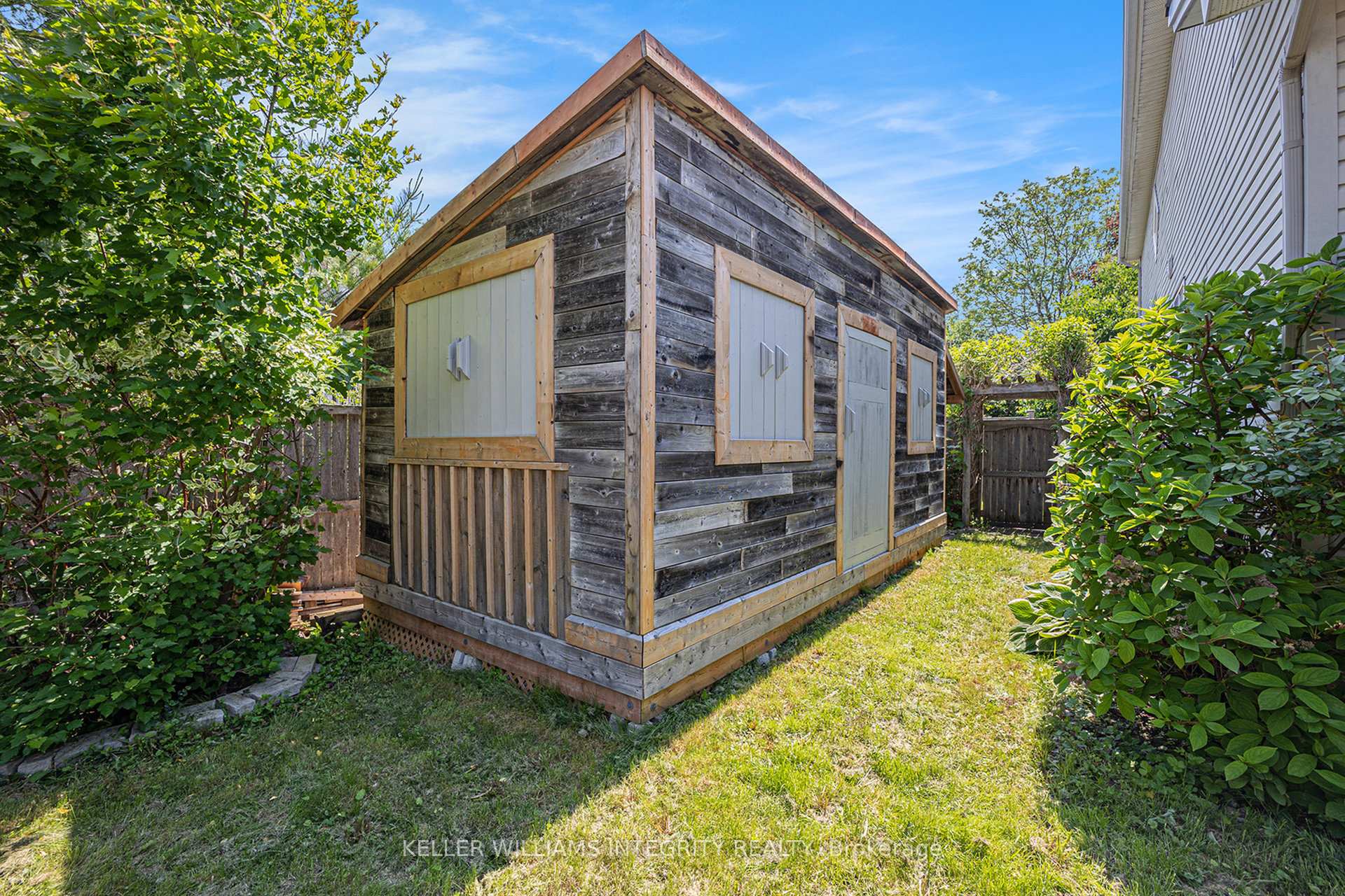 Photo 22 of 41 Milner Downs Crescent, Ottawa, Kanata - Emerald Meadows/Trailwest — HOMEH