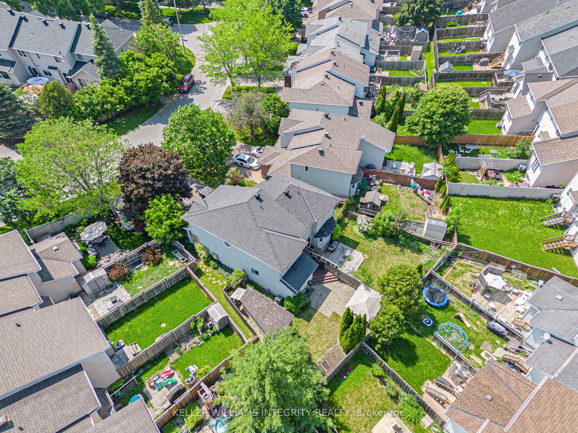 Photo 23 of 41 Milner Downs Crescent, Ottawa, Kanata - Emerald Meadows/Trailwest — HOMEH