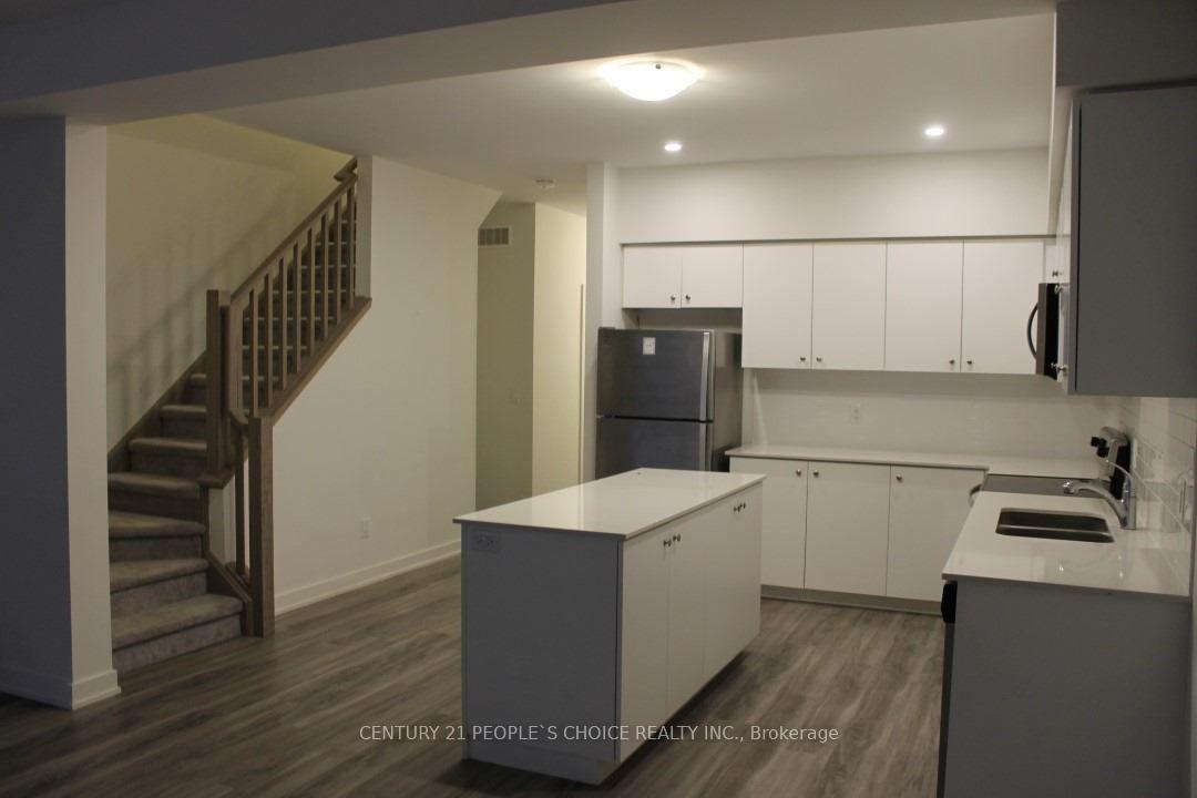 Photo 2 of Unit 27, 110 Fergus Avenue, Kitchener — HOMEH