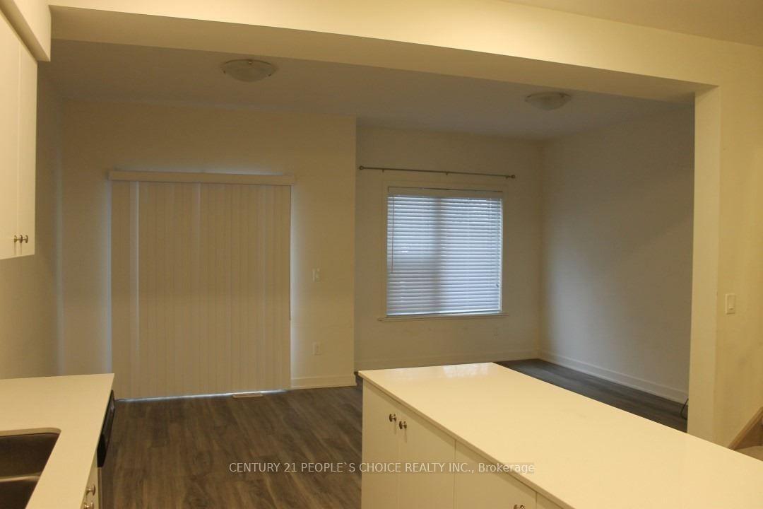Photo 3 of Unit 27, 110 Fergus Avenue, Kitchener — HOMEH