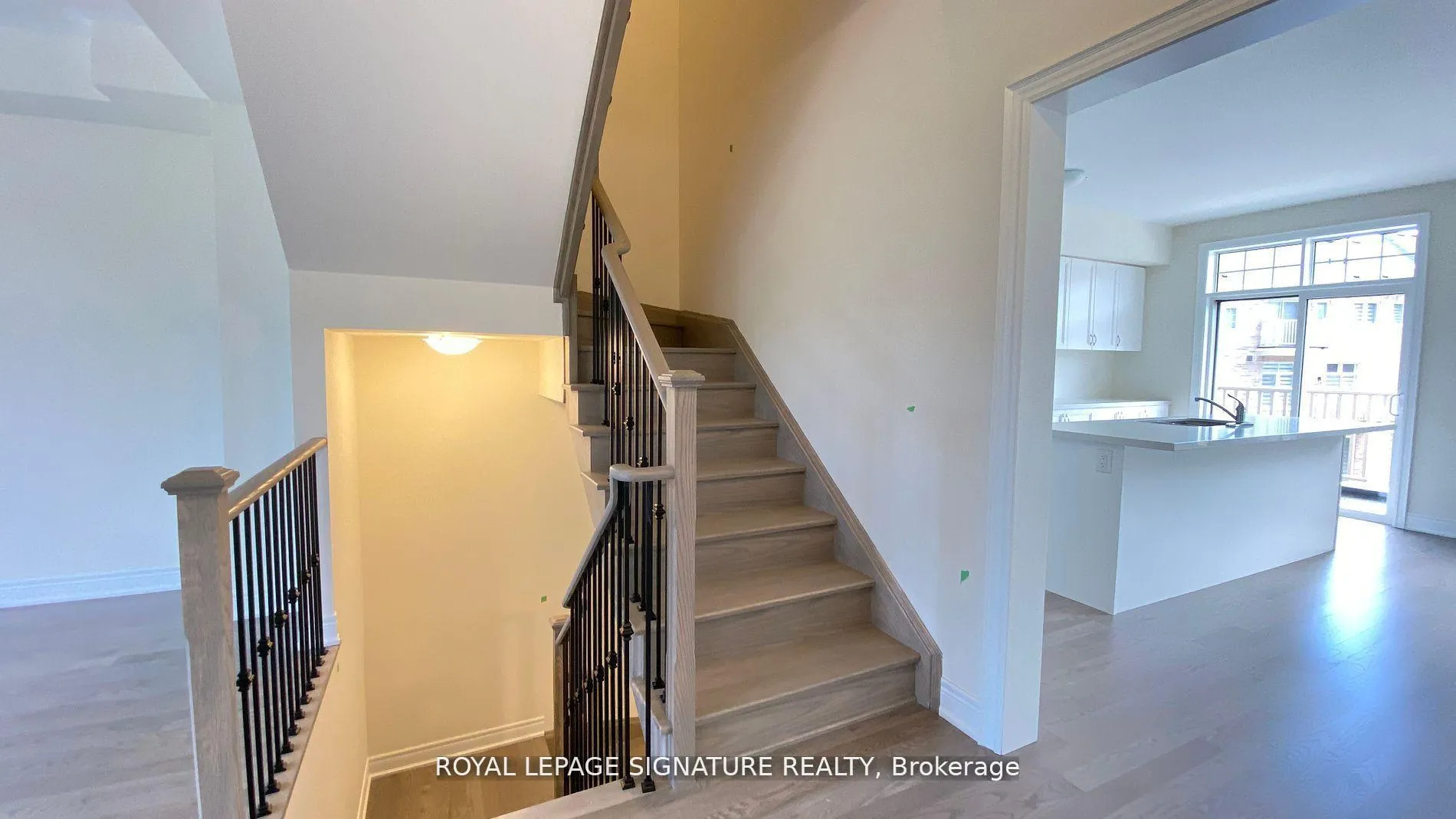 Photo 18 of 303 Kirkham Drive, Markham, Cedarwood — HOMEH