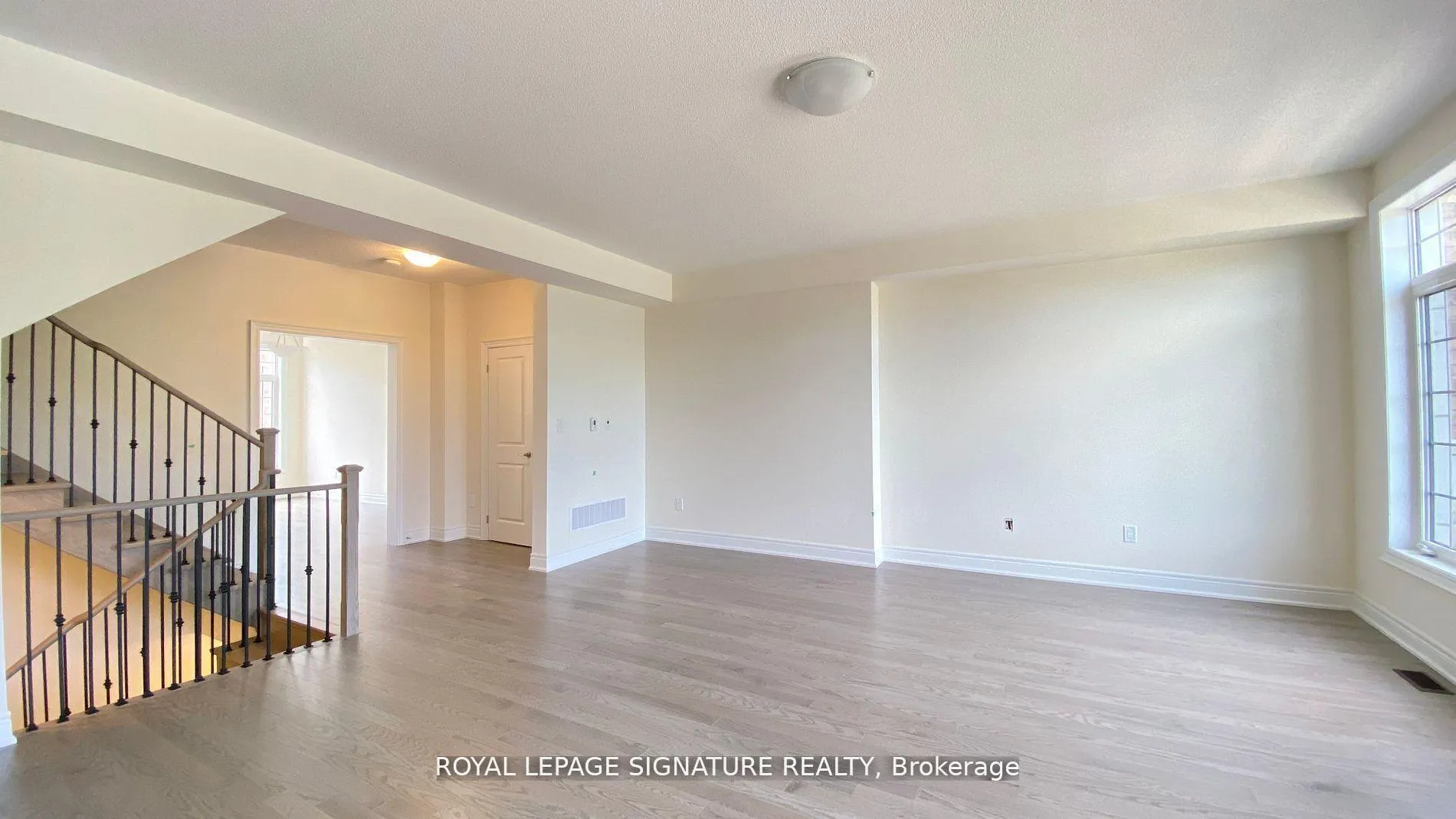 Photo 23 of 303 Kirkham Drive, Markham, Cedarwood — HOMEH