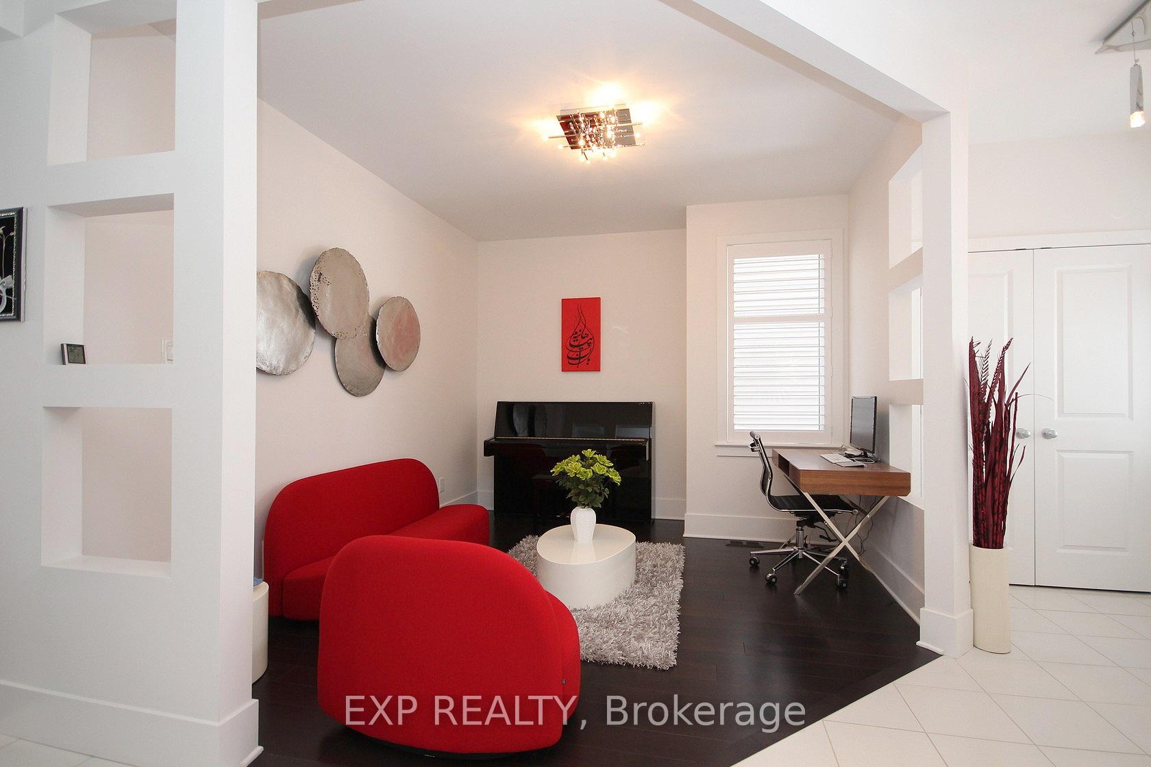 Photo 3 of 241 Balikun Heights, Ottawa, Kanata - Emerald Meadows/Trailwest — HOMEH