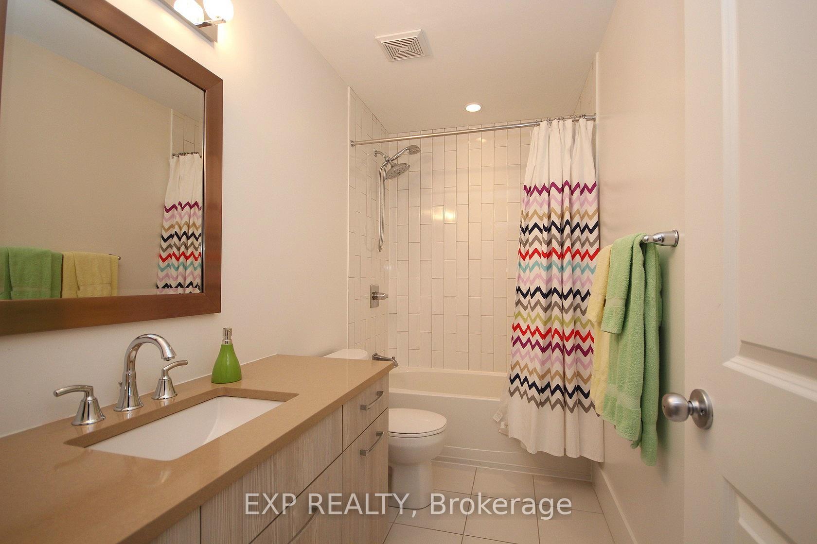 Photo 23 of 241 Balikun Heights, Ottawa, Kanata - Emerald Meadows/Trailwest — HOMEH