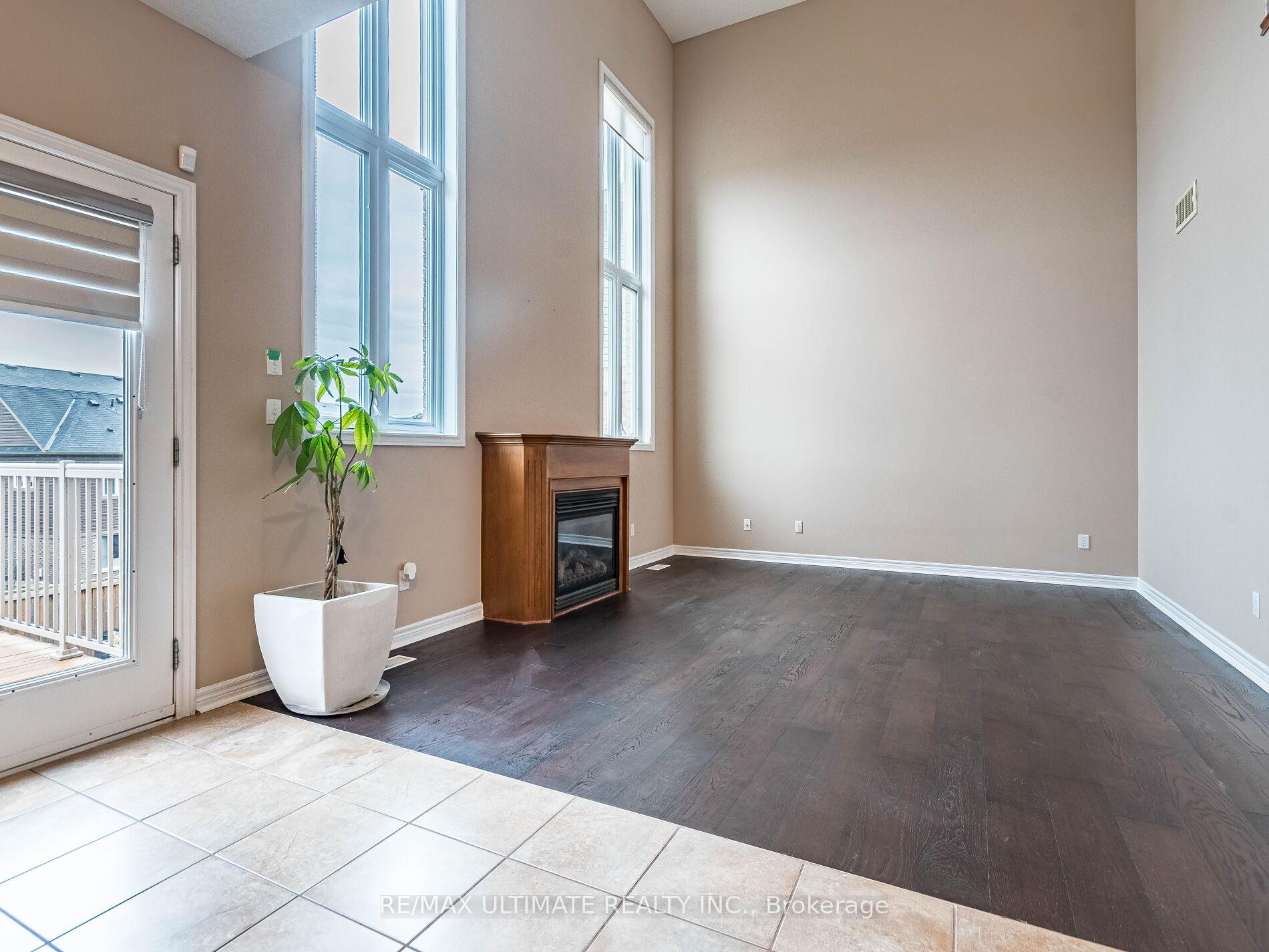 Photo 12 of 621 Thomas Slee Drive, Kitchener, Doon South — HOMEH