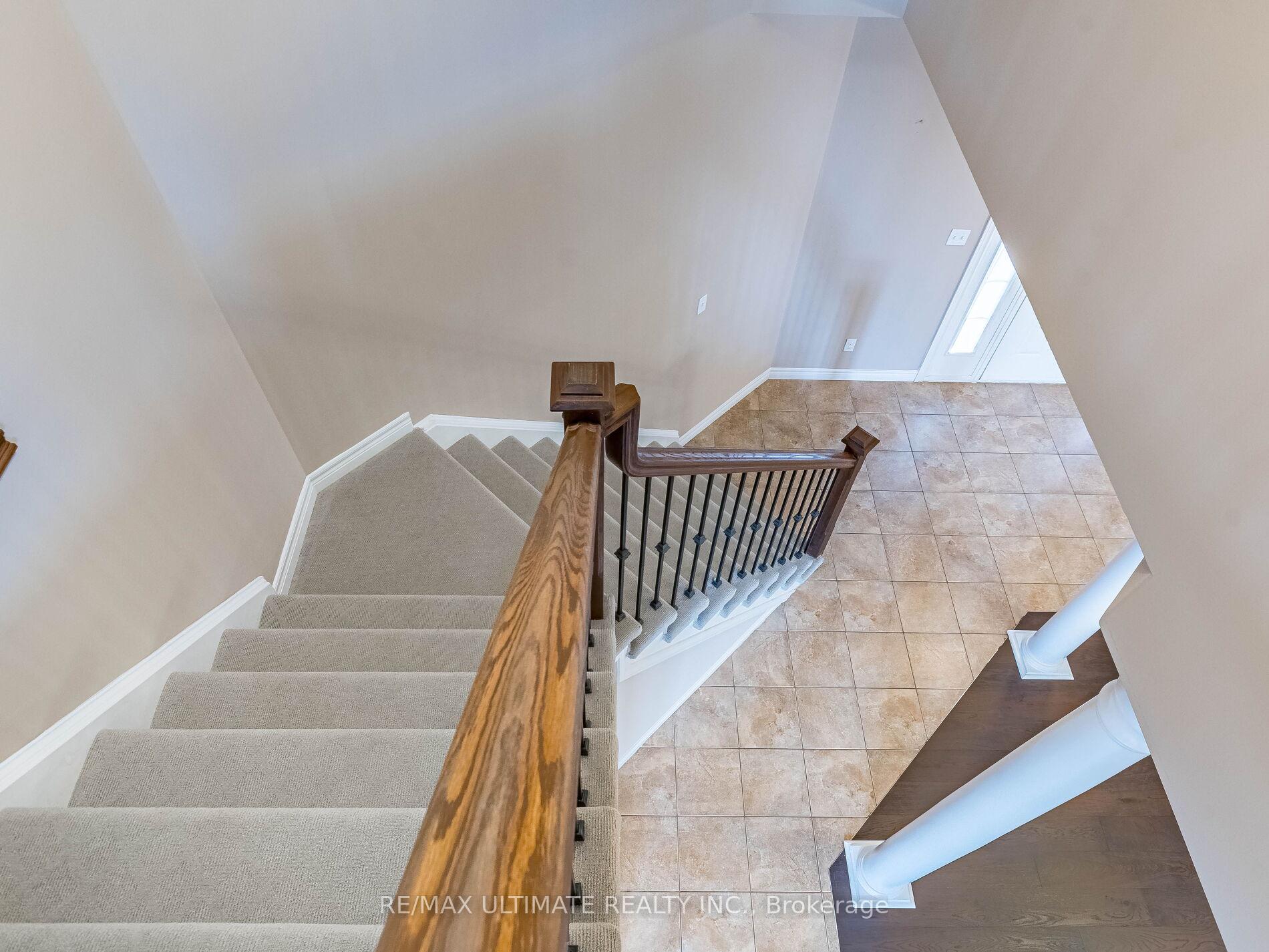 Photo 18 of 621 Thomas Slee Drive, Kitchener, Doon South — HOMEH