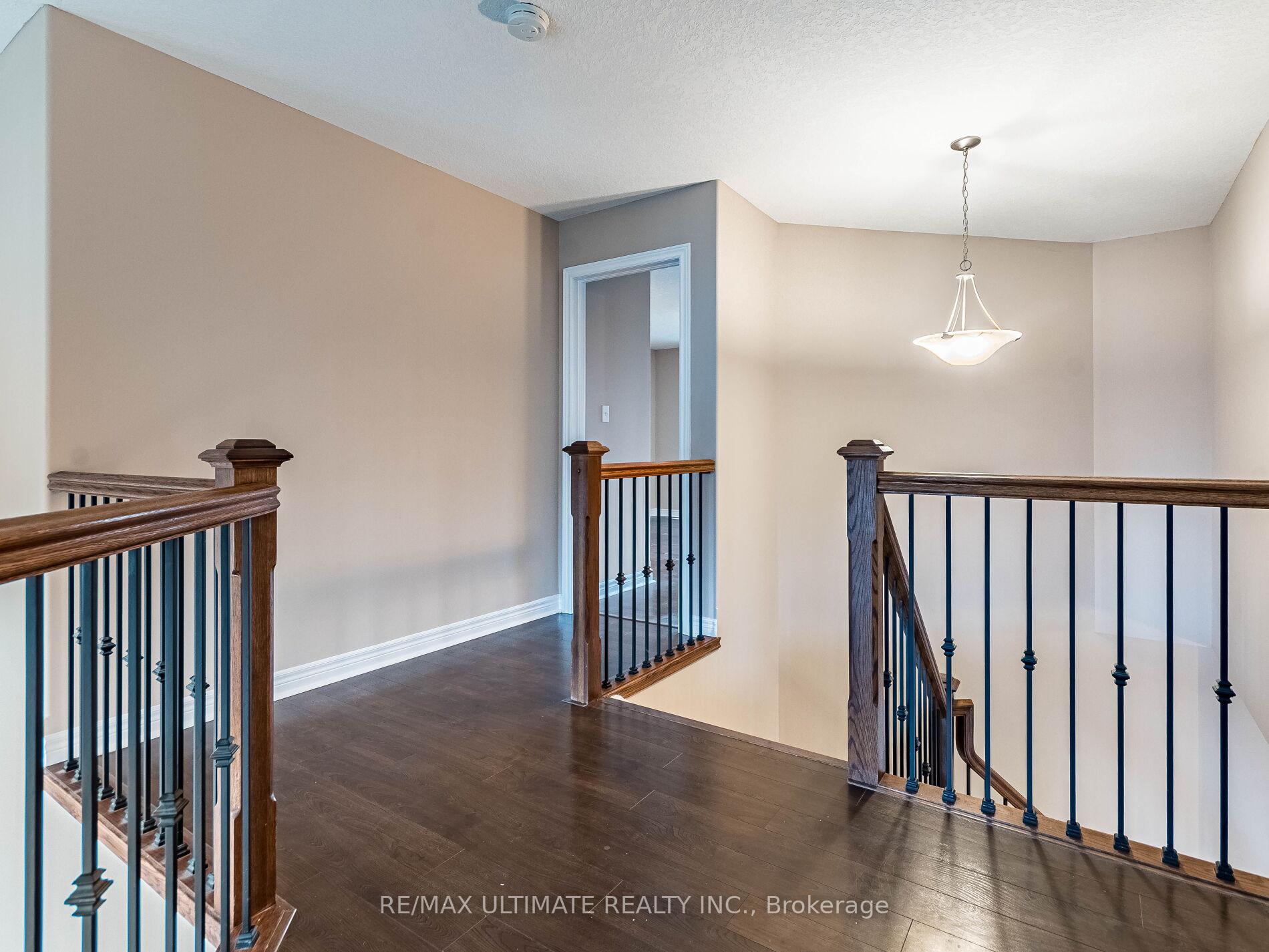 Photo 20 of 621 Thomas Slee Drive, Kitchener, Doon South — HOMEH