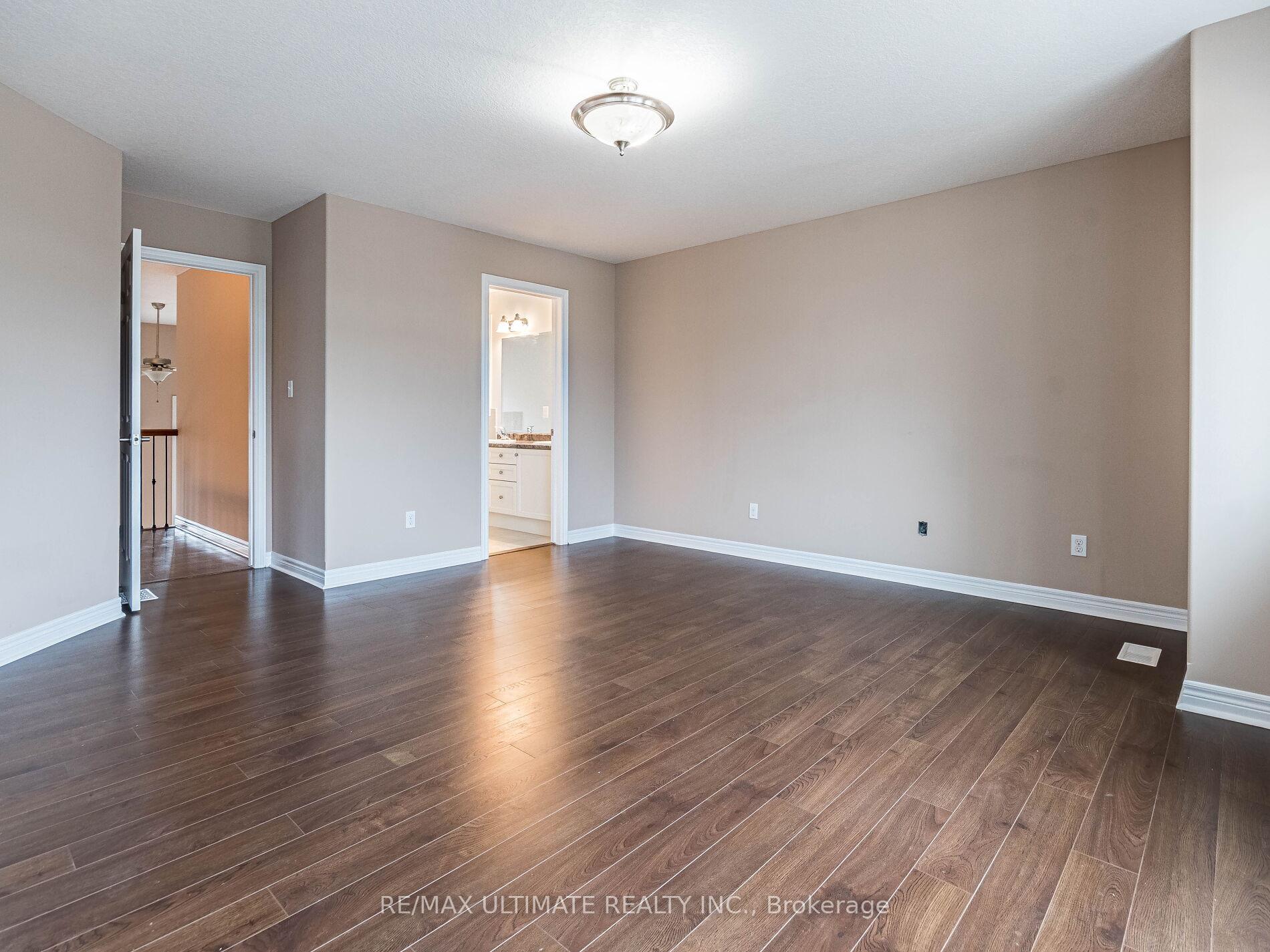 Photo 22 of 621 Thomas Slee Drive, Kitchener, Doon South — HOMEH