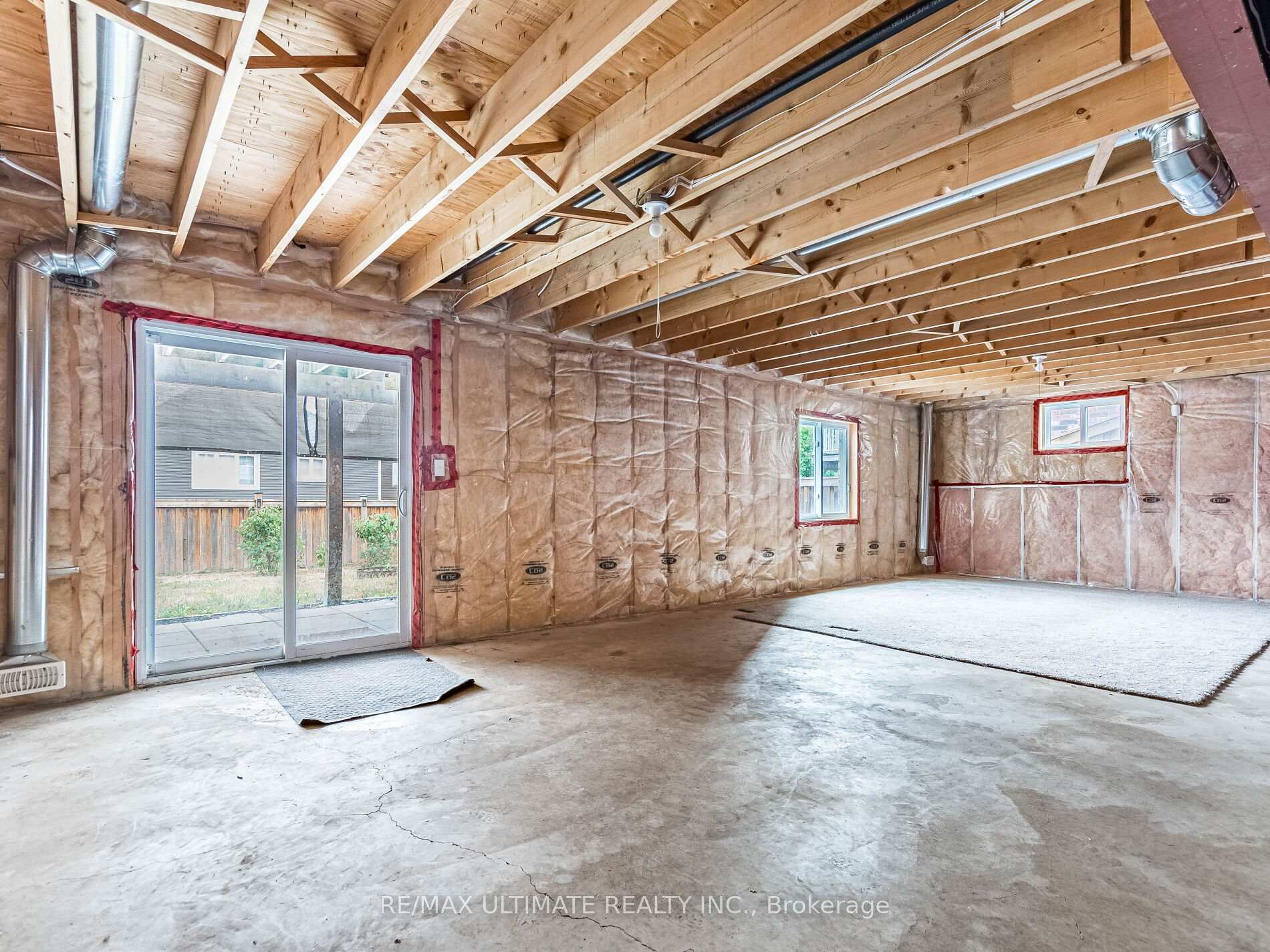 Photo 31 of 621 Thomas Slee Drive, Kitchener, Doon South — HOMEH